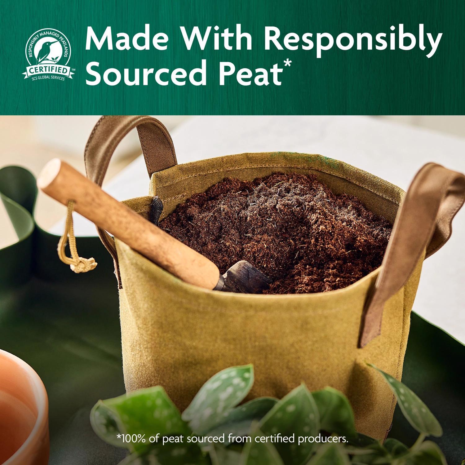 Miracle-Gro Organic Indoor Plant Potting Mix 16 qt