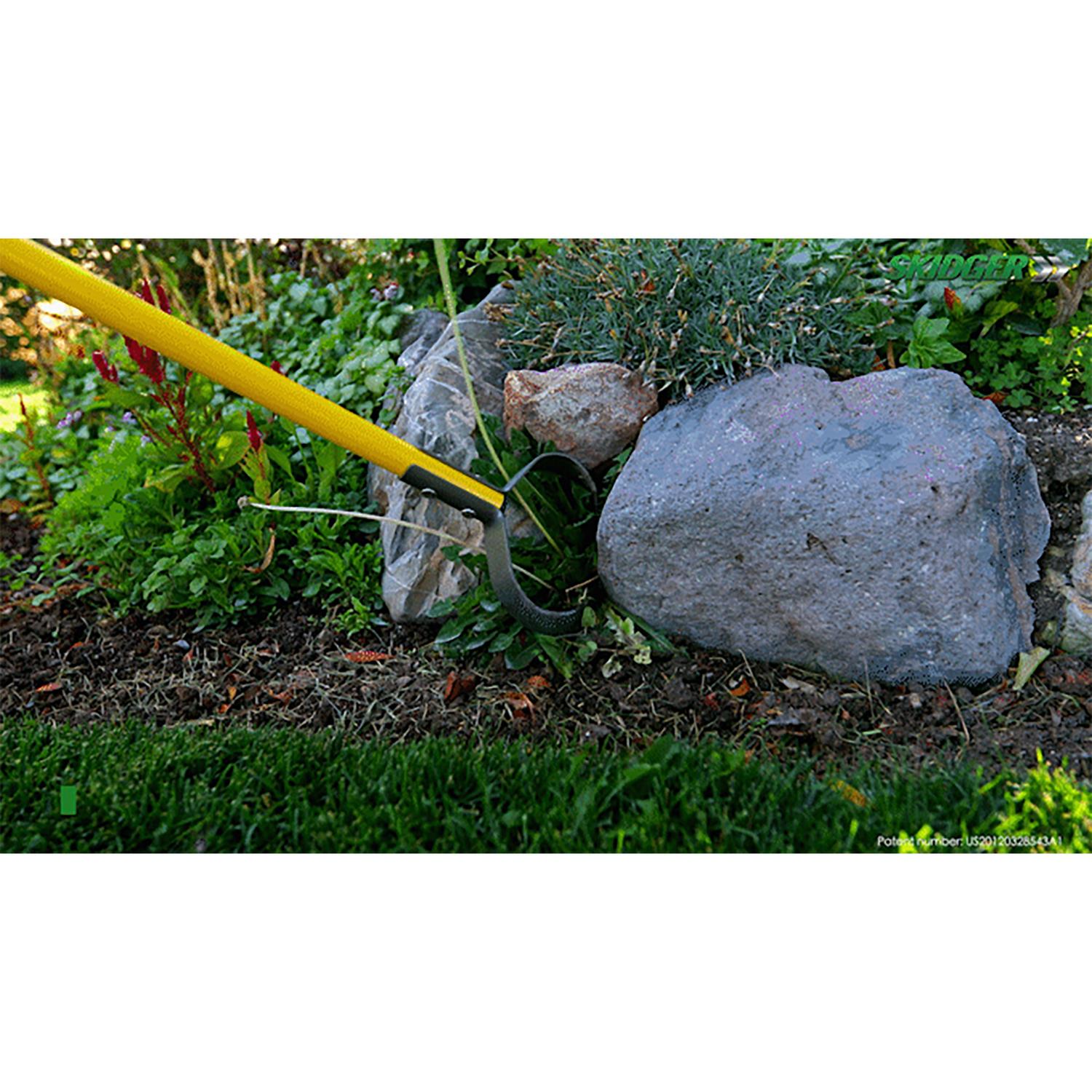 Skidger Xtreme 60 in. Steel Weeder Fiberglass Handle