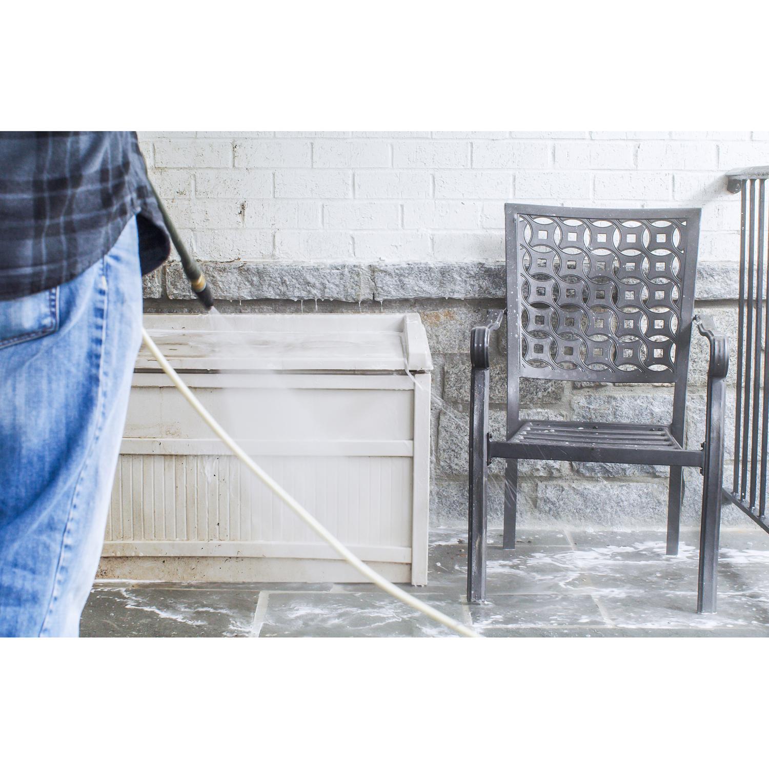 Zep All-in-One Pressure Wash 1.35 gal Liquid