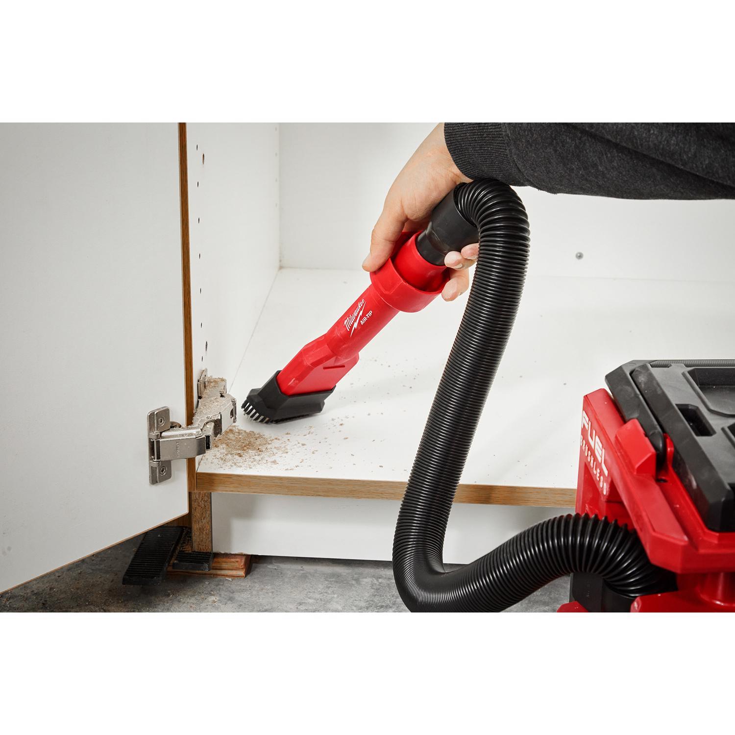 Milwaukee AIR-TIP 1-1/4 in. - 2-1/2 in. Shop 2 in 1 Utility Wet/Dry Vac Brush 1 pc