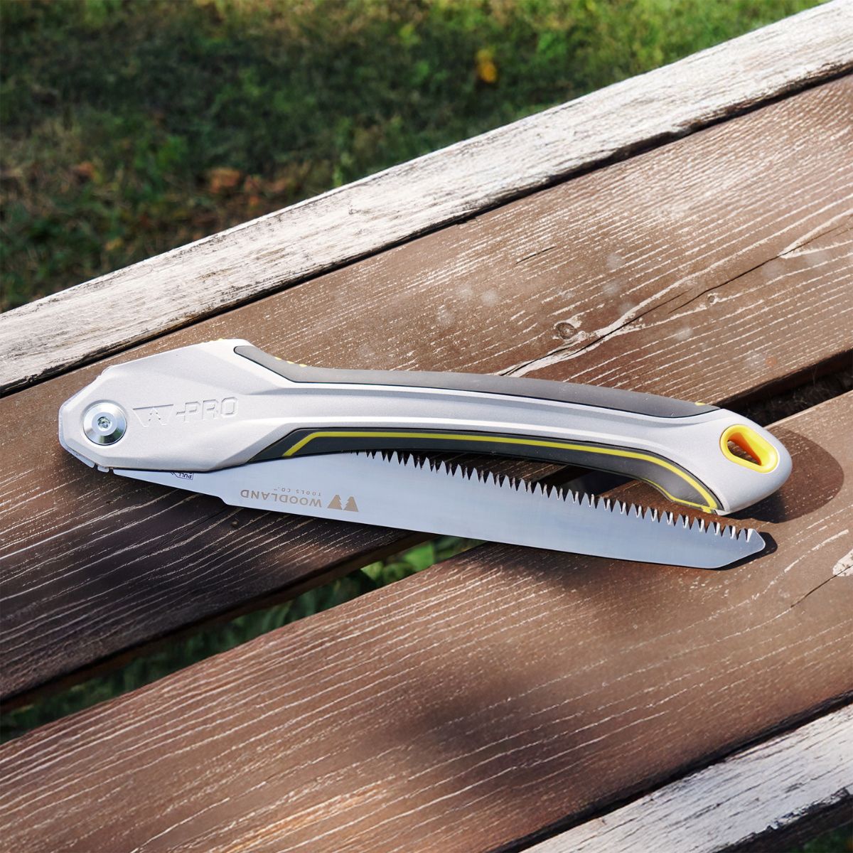 Woodland Tools Pro Series 12 in. Folding Saw