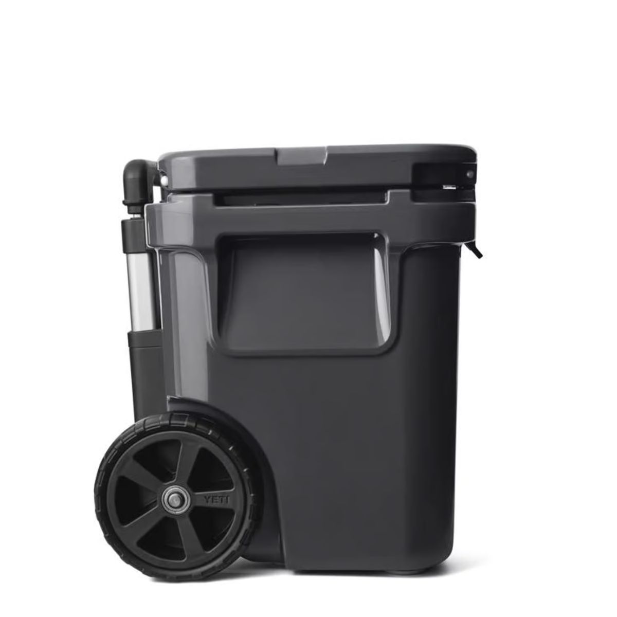 YETI Roadie 32 Charcoal 32 qt Roller Cooler