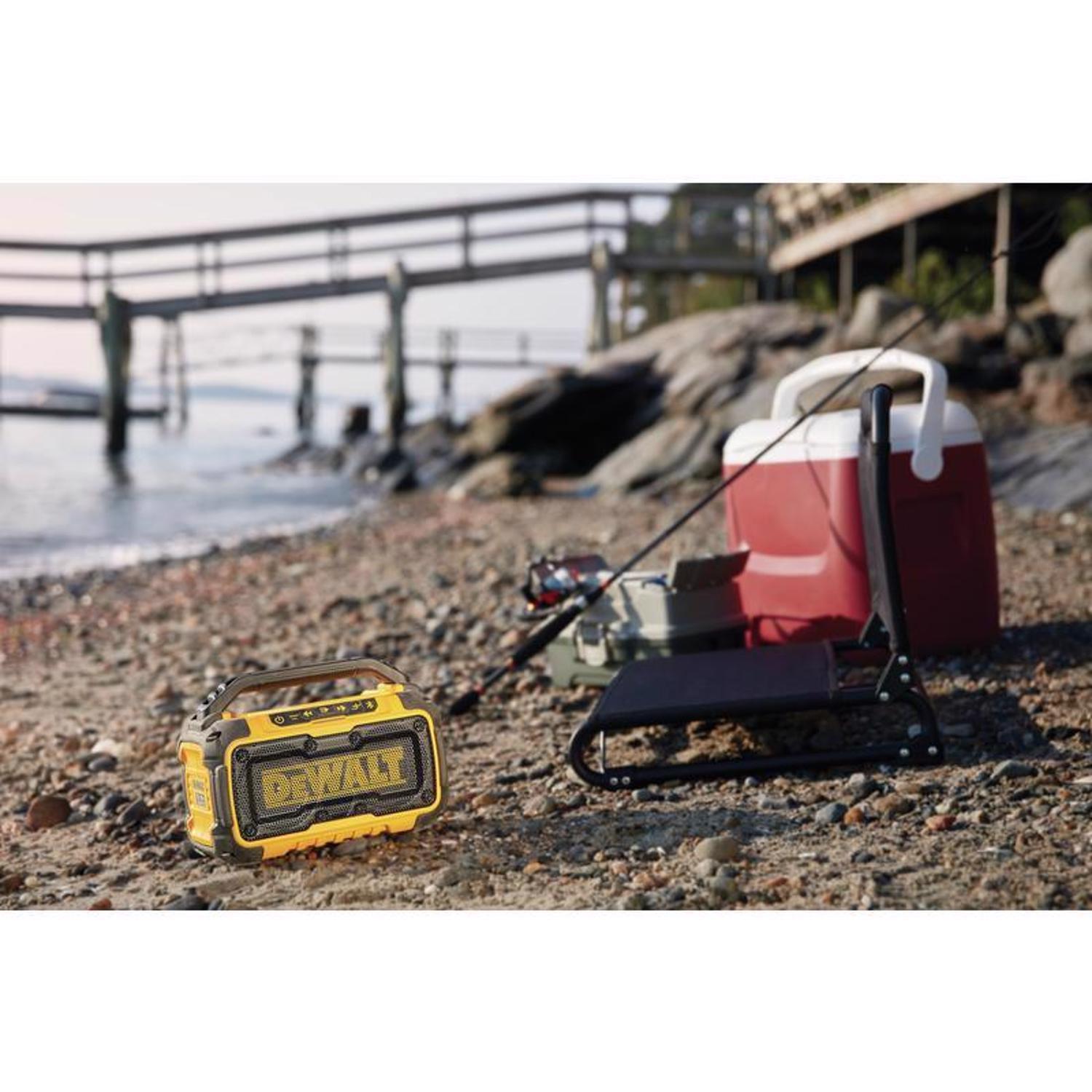 DeWalt 20V MAX DCR010 Lithium-Ion Jobsite Bluetooth Speaker 1 pc