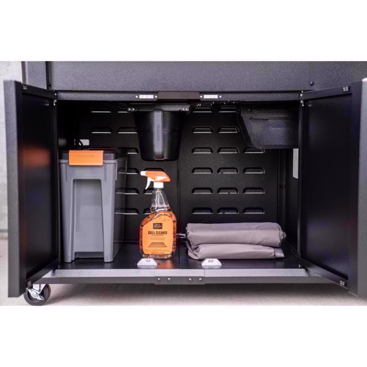 Traeger Woodridge Elite Wood Pellet WiFi Grill Black