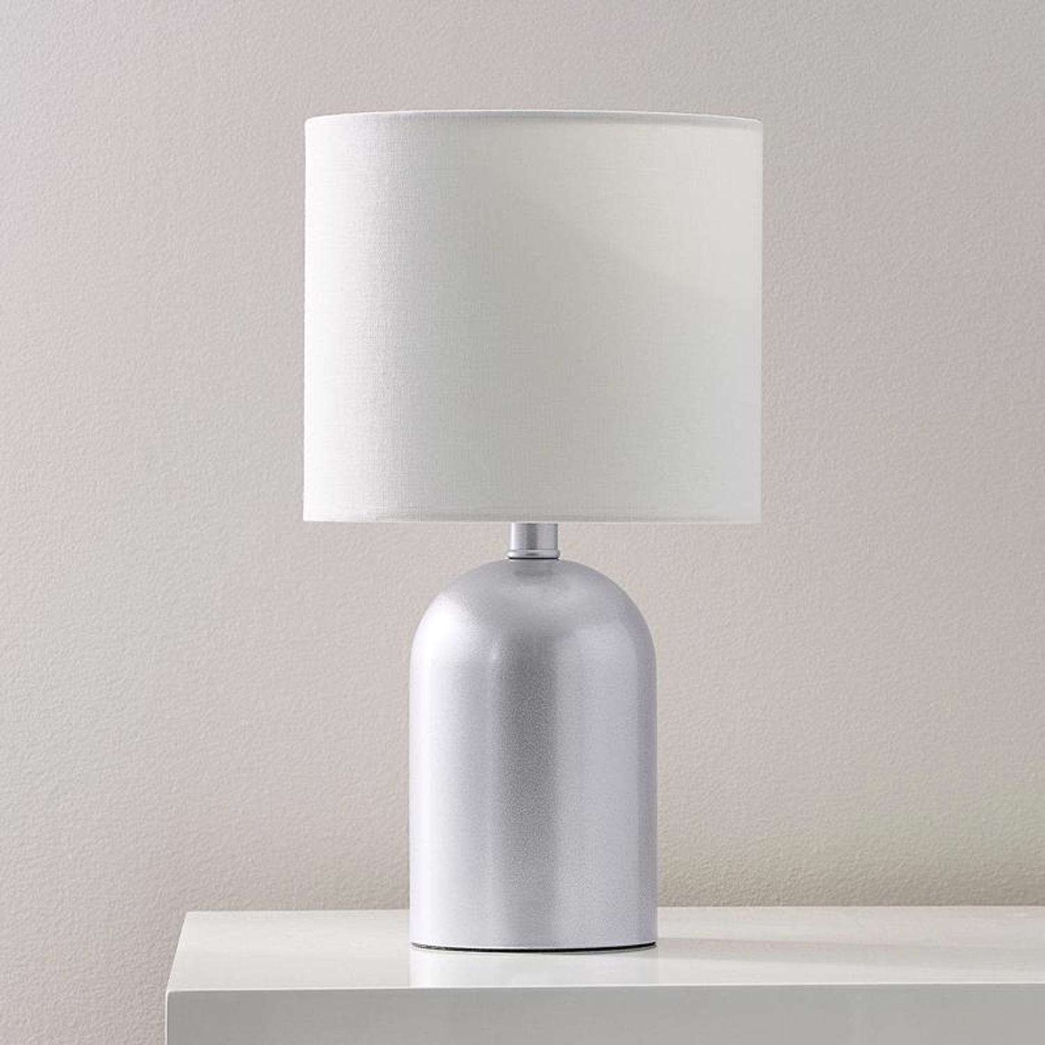 Rust-Oleum Universal Metallic Titanium Silver Metallic Spray Paint 11 oz