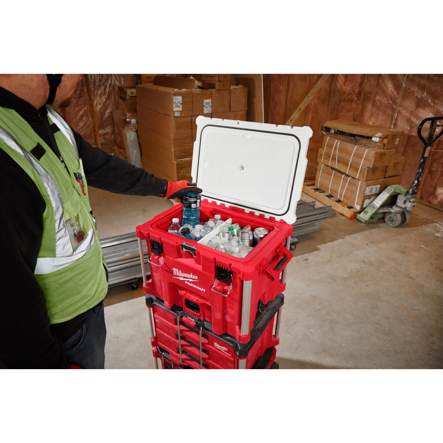 Milwaukee Packout Red/White 40 qt Cooler