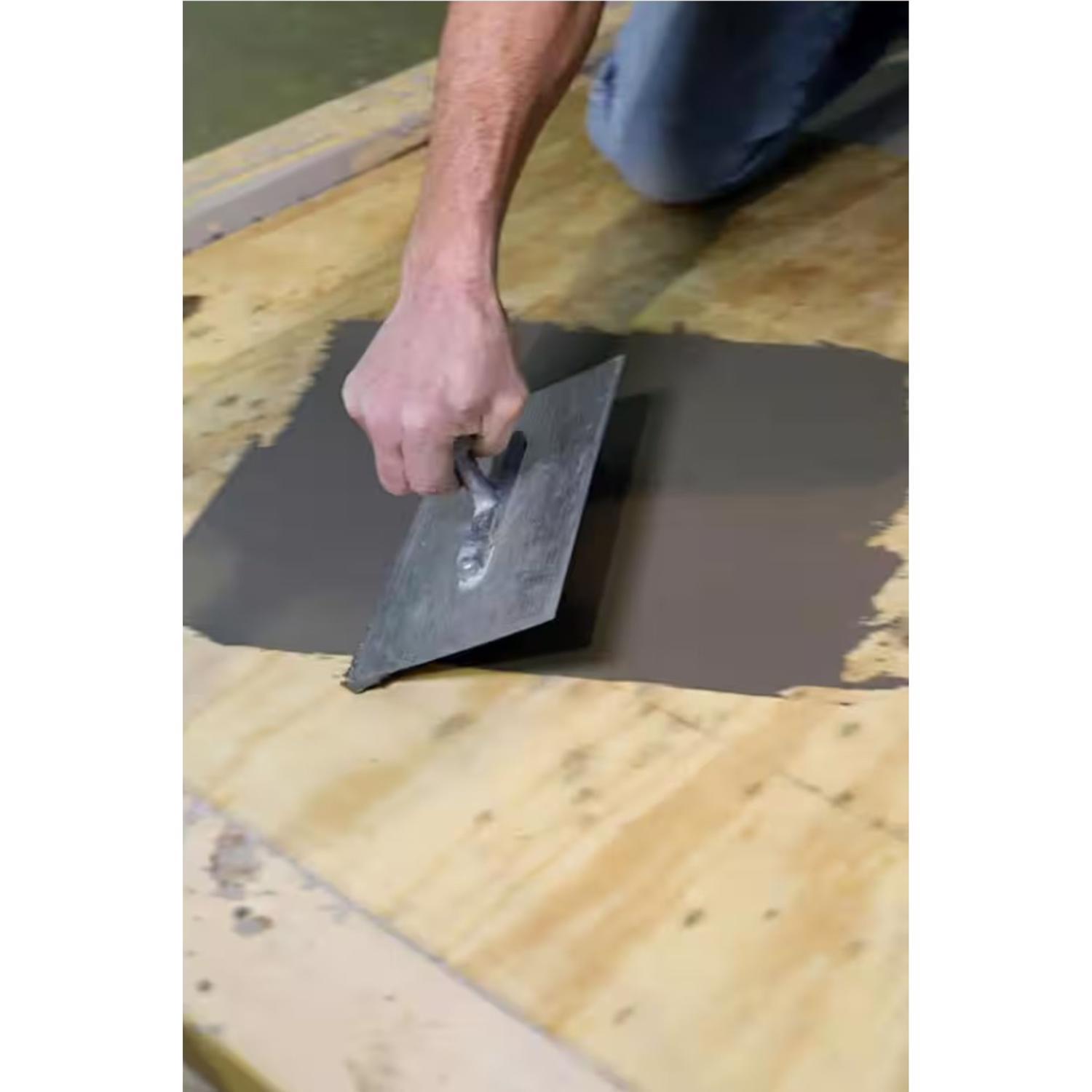 Henry 549 Feather Finish Gray Underlayment Patch and Skimcoat 7 lb