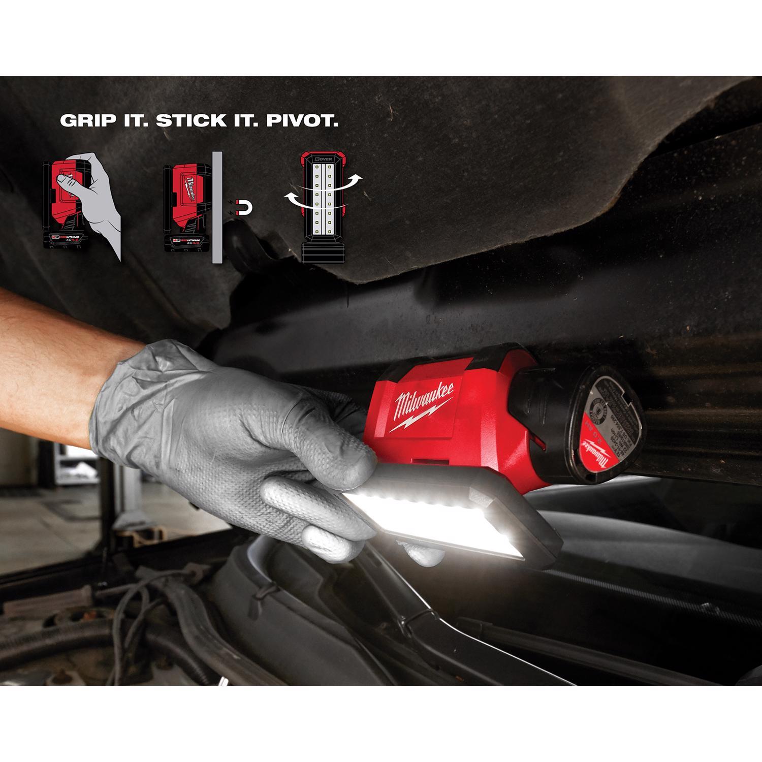 Milwaukee M12 Rover 700/250 lm LED Rechargeable Handheld Flood Light