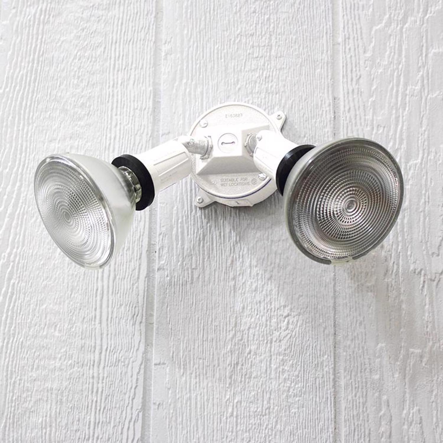 Sigma Engineered Solutions Switch Controlled White Lamp Holder Kit Hardwired