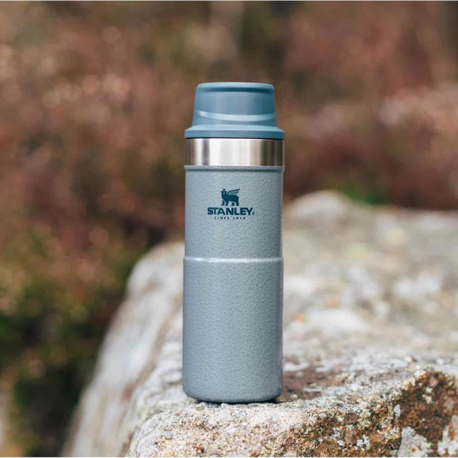 Stanley Classic Trigger Action 16 oz Hammertone Silver Travel Mug