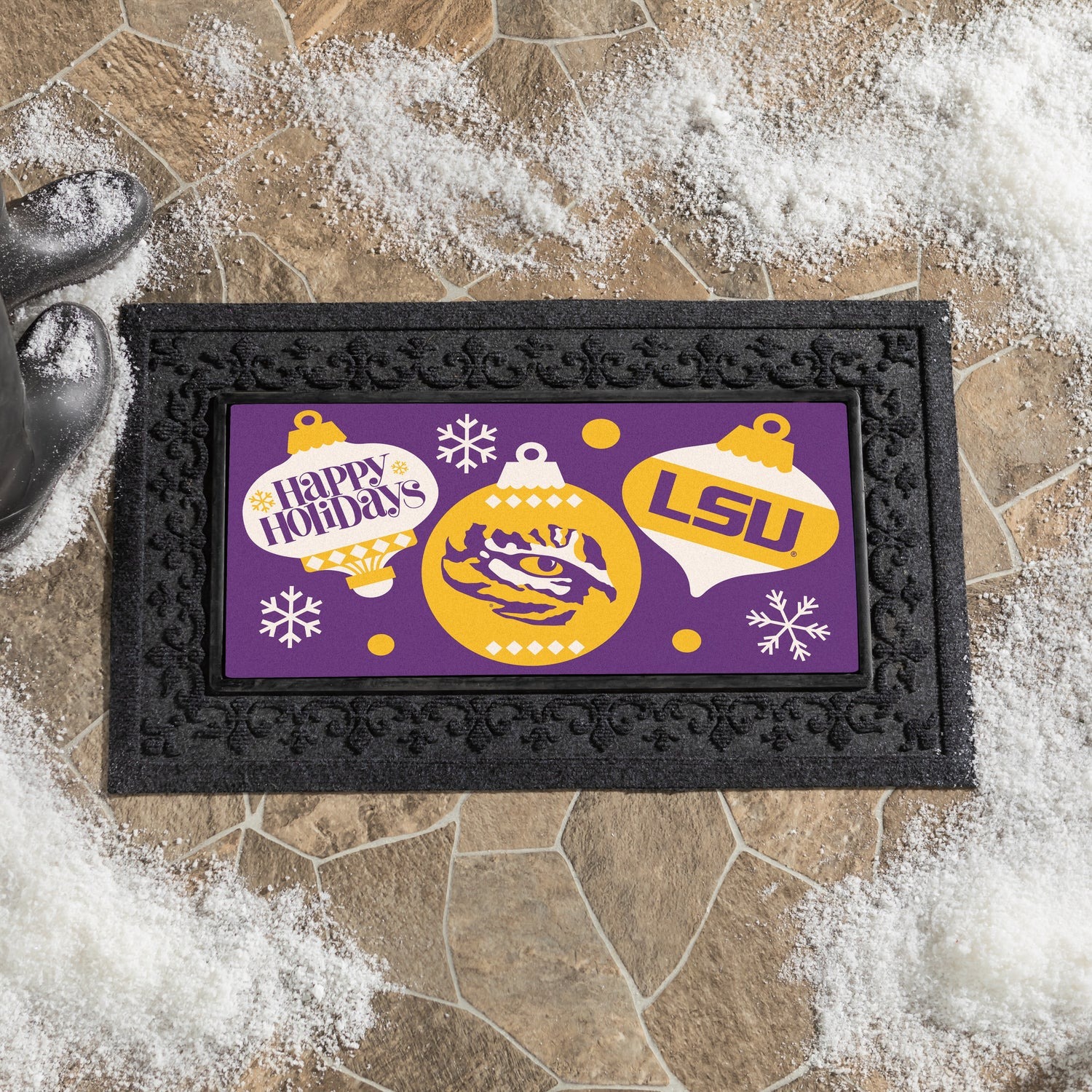Evergreen Louisiana State University Holiday Flocked Coir Sassafras Switch Mat, 22 in. x 10 in.