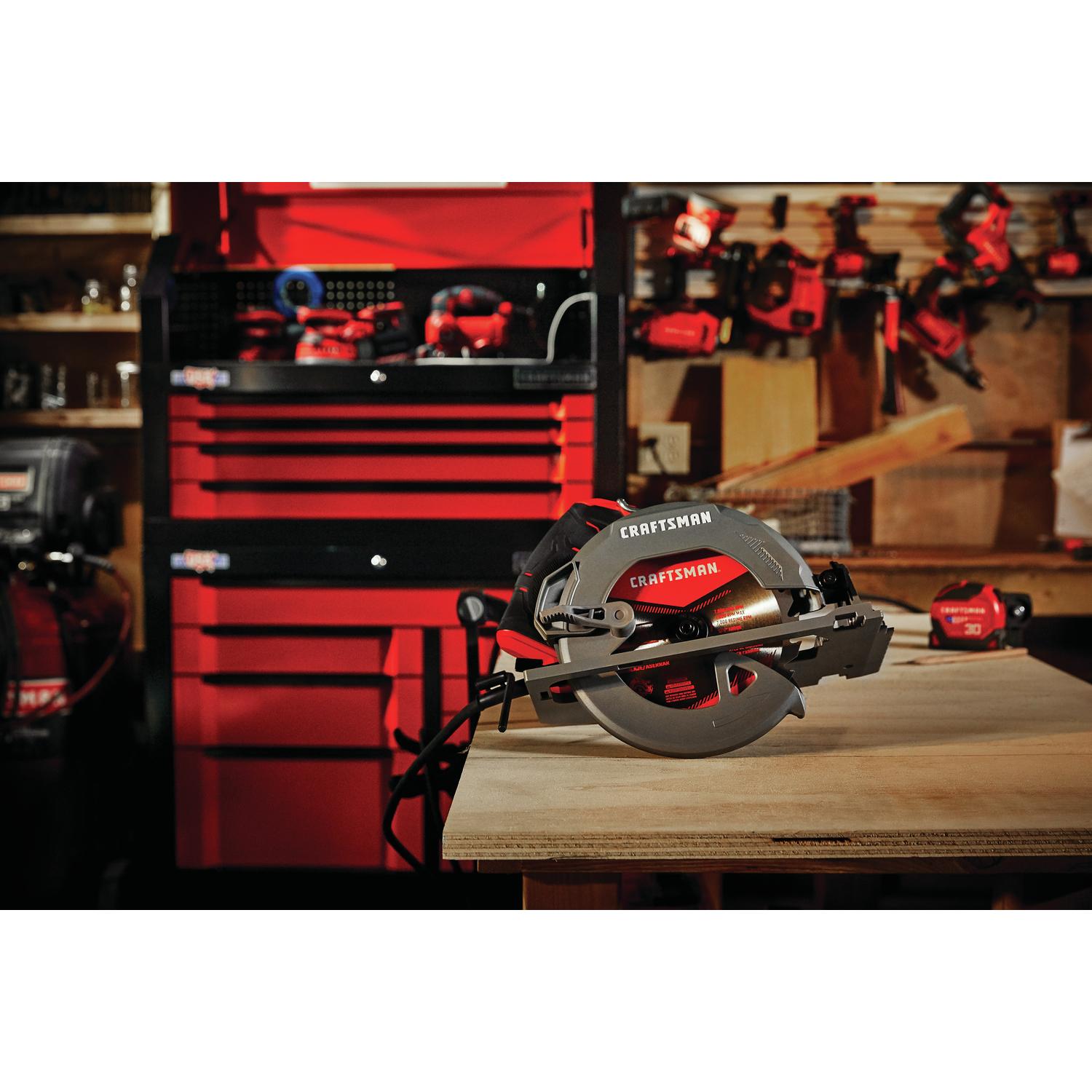 CRAFTSMAN 15 amps 7-1/4 in. Corded Brushed Circular Saw Tool Only
