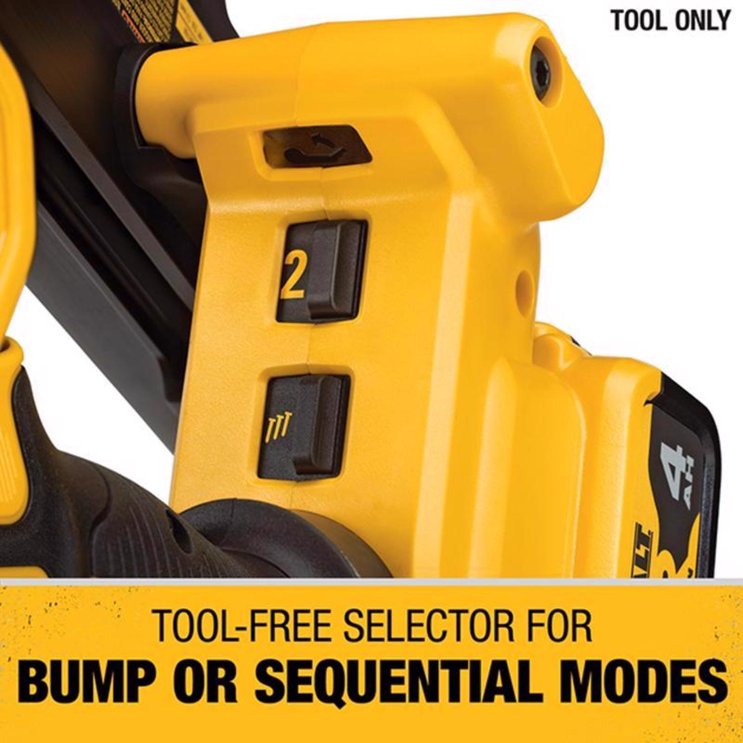 DeWalt 20V MAX Cordless 30 deg Framing Nailer Tool Only 20 V