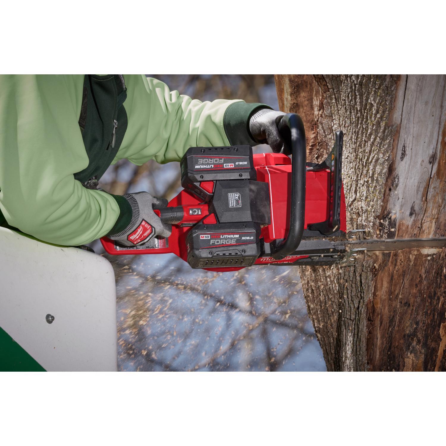 Milwaukee 18V M18 XC 8 Ah Lithium-Ion Battery and Charger Starter Kit 2 pc