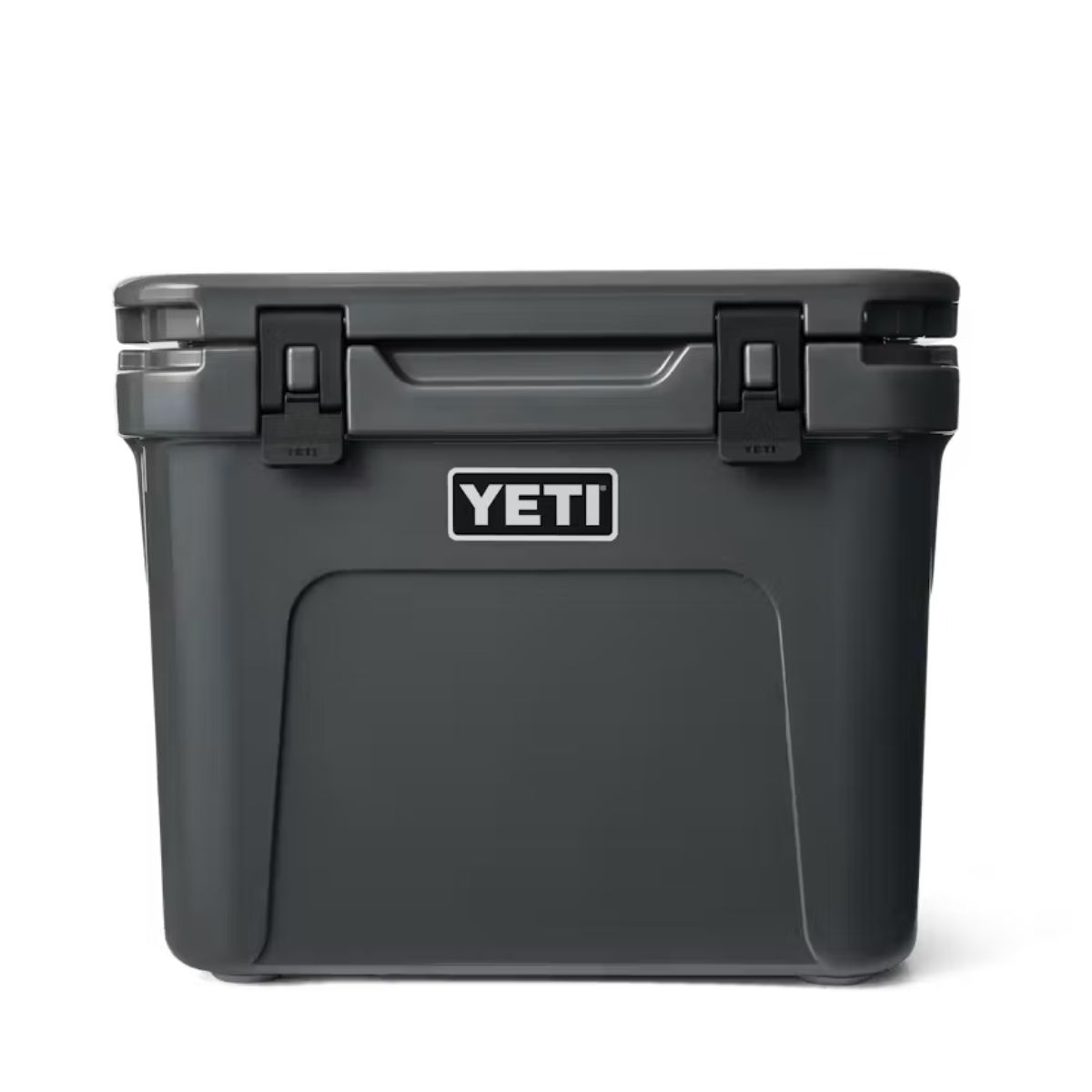 YETI Roadie 32 Charcoal 32 qt Roller Cooler