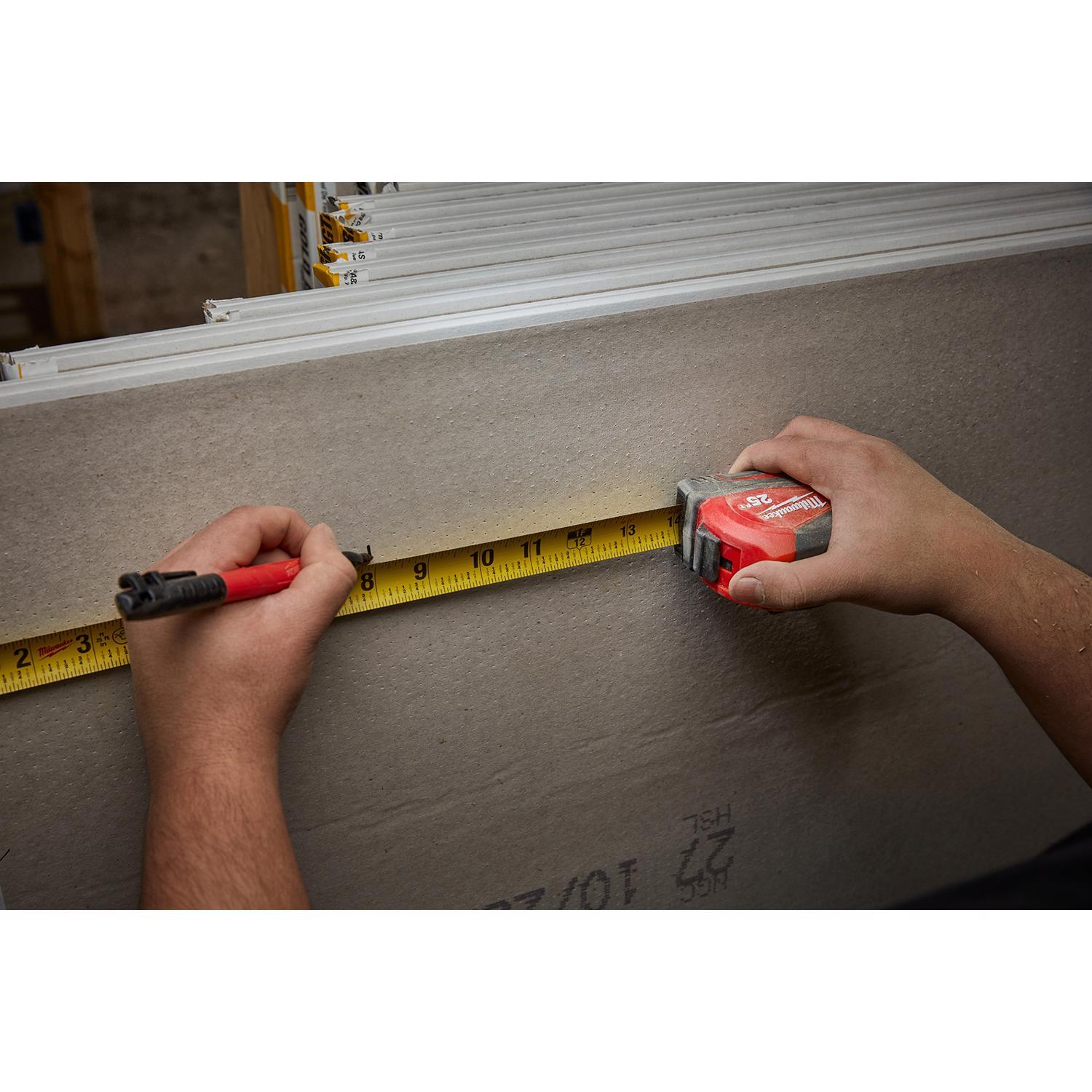 Milwaukee 25 ft. L X 1.88 in. W Compact Auto Lock Tape Measure 1 pk