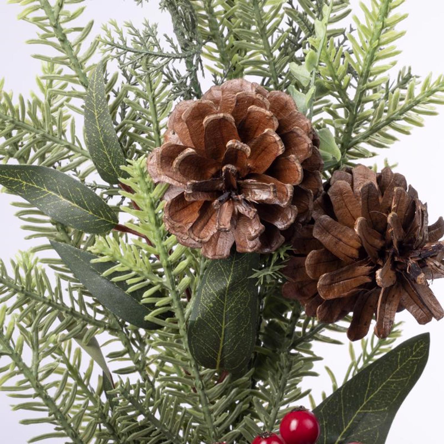 Celebrations 6 ft. L Unlit Everyday Garland