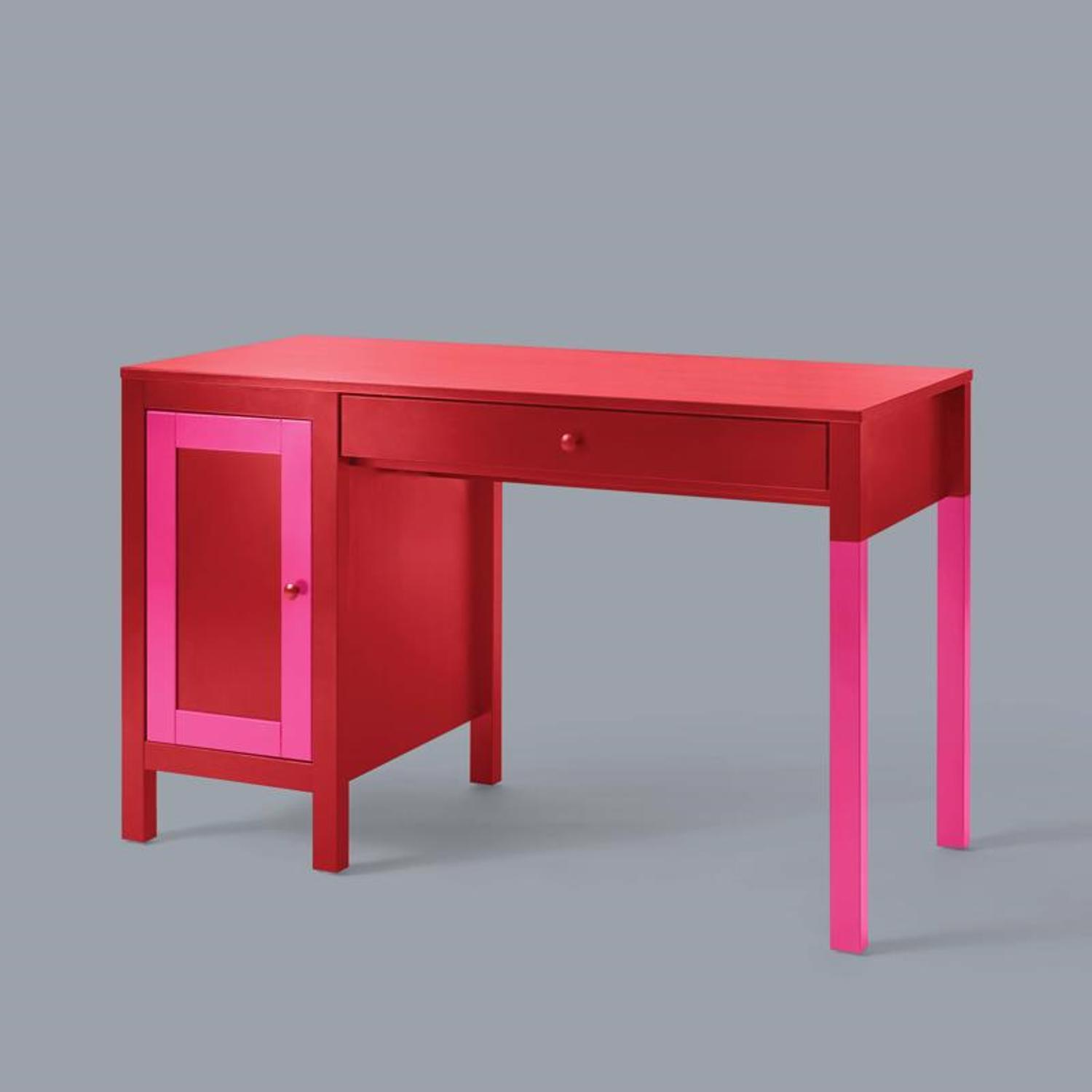 Rust-Oleum Painters Touch Ultra Cover Gloss Colonial Red Water-Based Ultra Cover Paint 1 qt