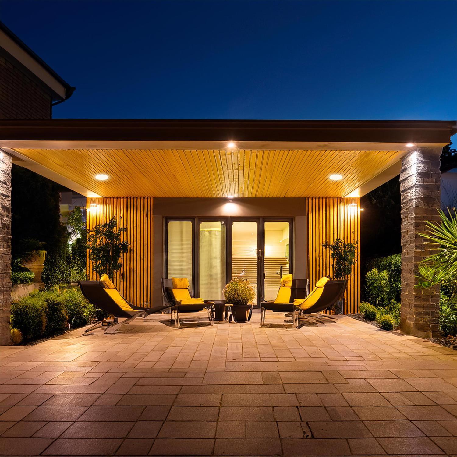 Feit PAR38 E26 (Medium) LED Bulb Yellow 90 Watt Equivalence 1 pk