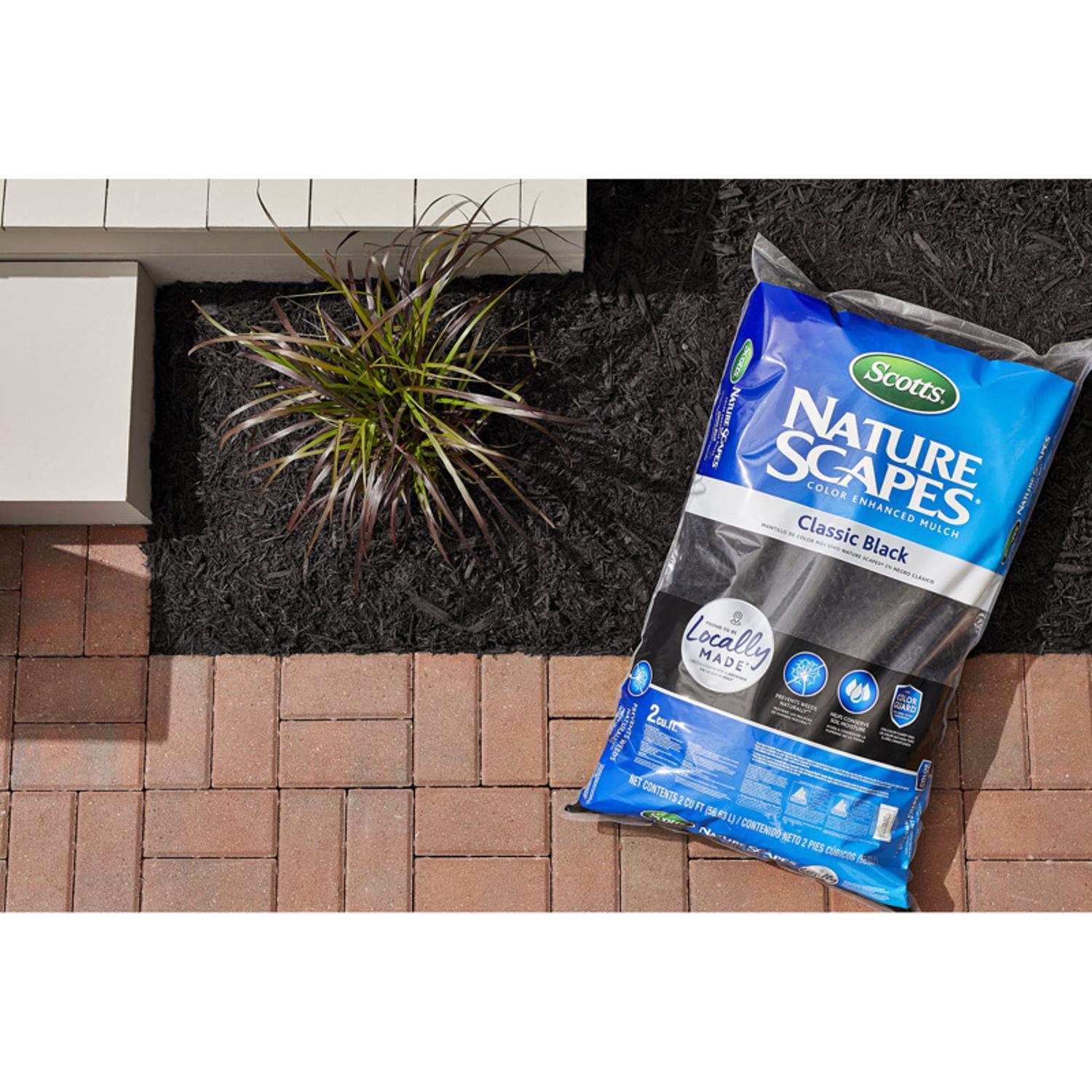 Scotts  Nature Scapes 2 cu. ft. Black Bark Color Enhanced Mulch