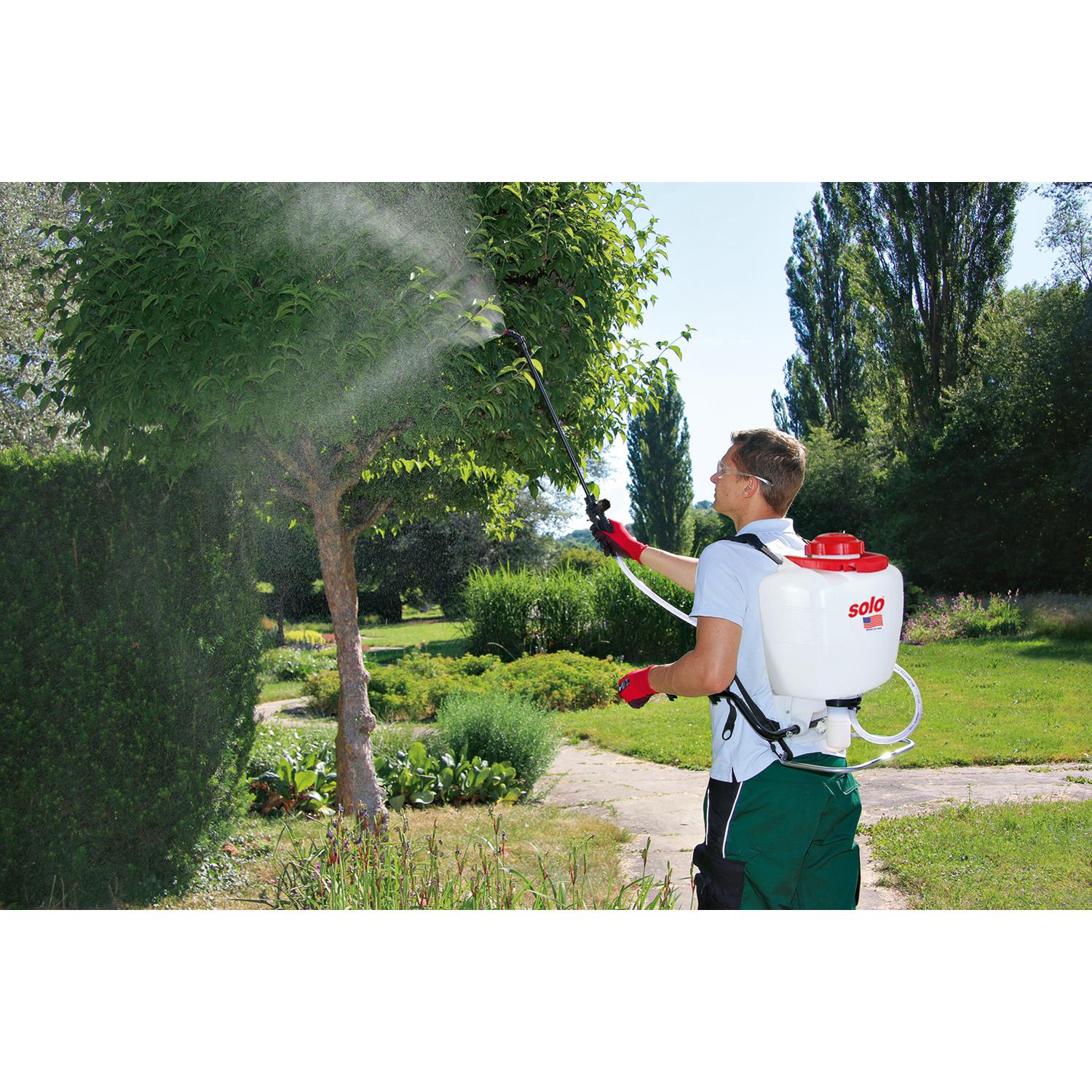 Solo 4 gal Sprayer Backpack Sprayer