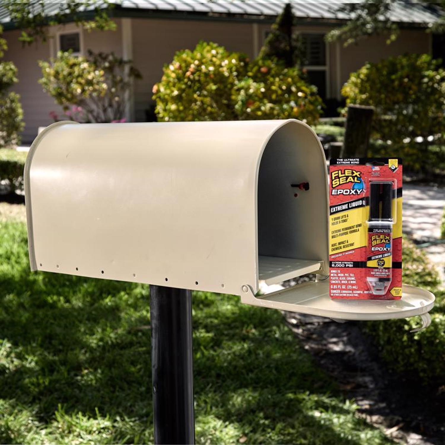 Flex Seal Family of Products Flex Seal Epoxy Extra Strength Epoxy Black Epoxy Syringe 25 ml.