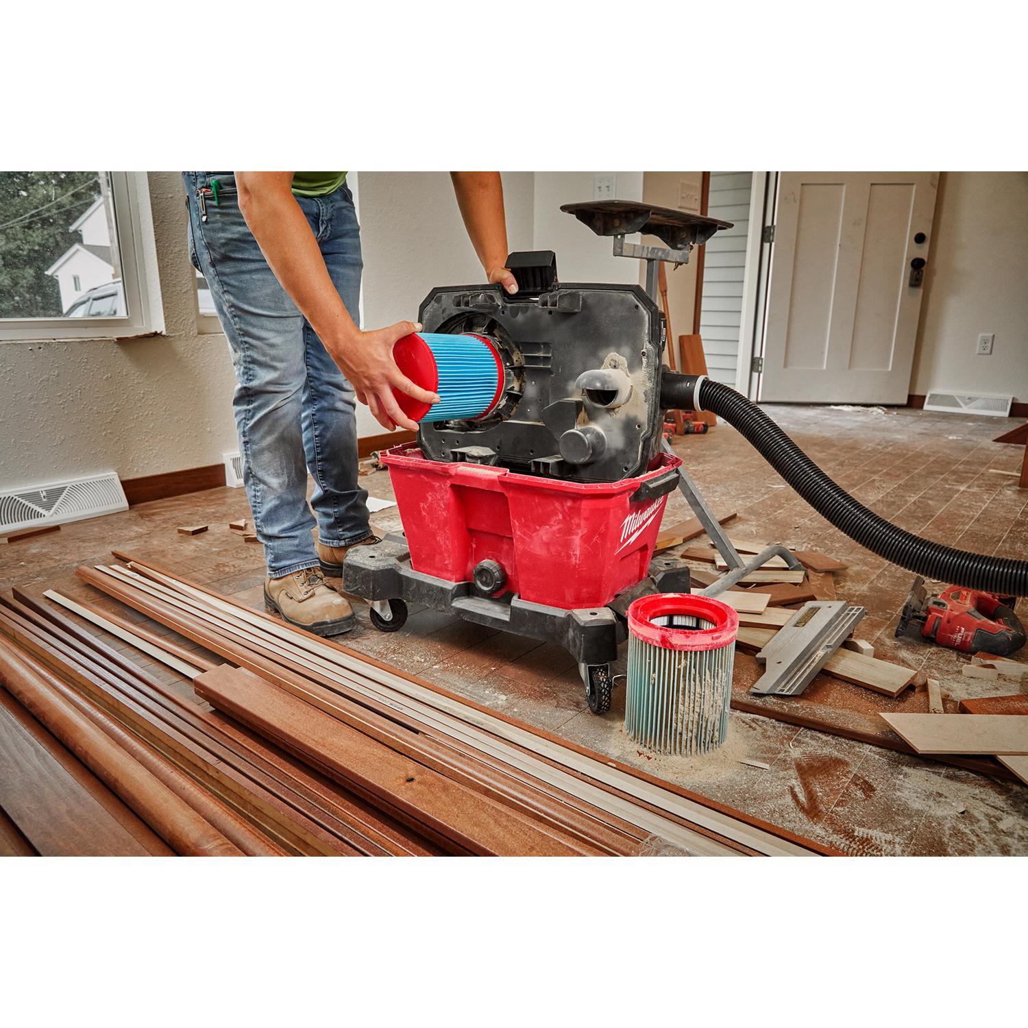 Milwaukee Wet/Dry Shop Vac High-Efficiency Wet/Dry Vac