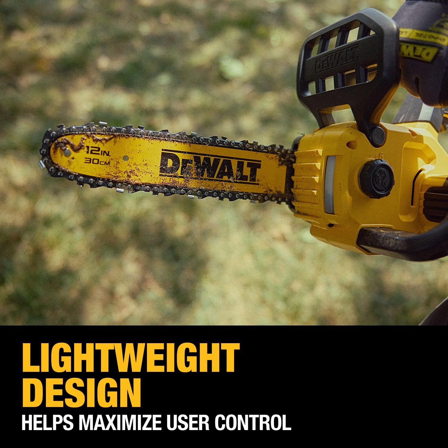DeWalt 20V MAX* DCCS621P1 12 in. 20 V Battery Chainsaw Kit (Battery & Charger)