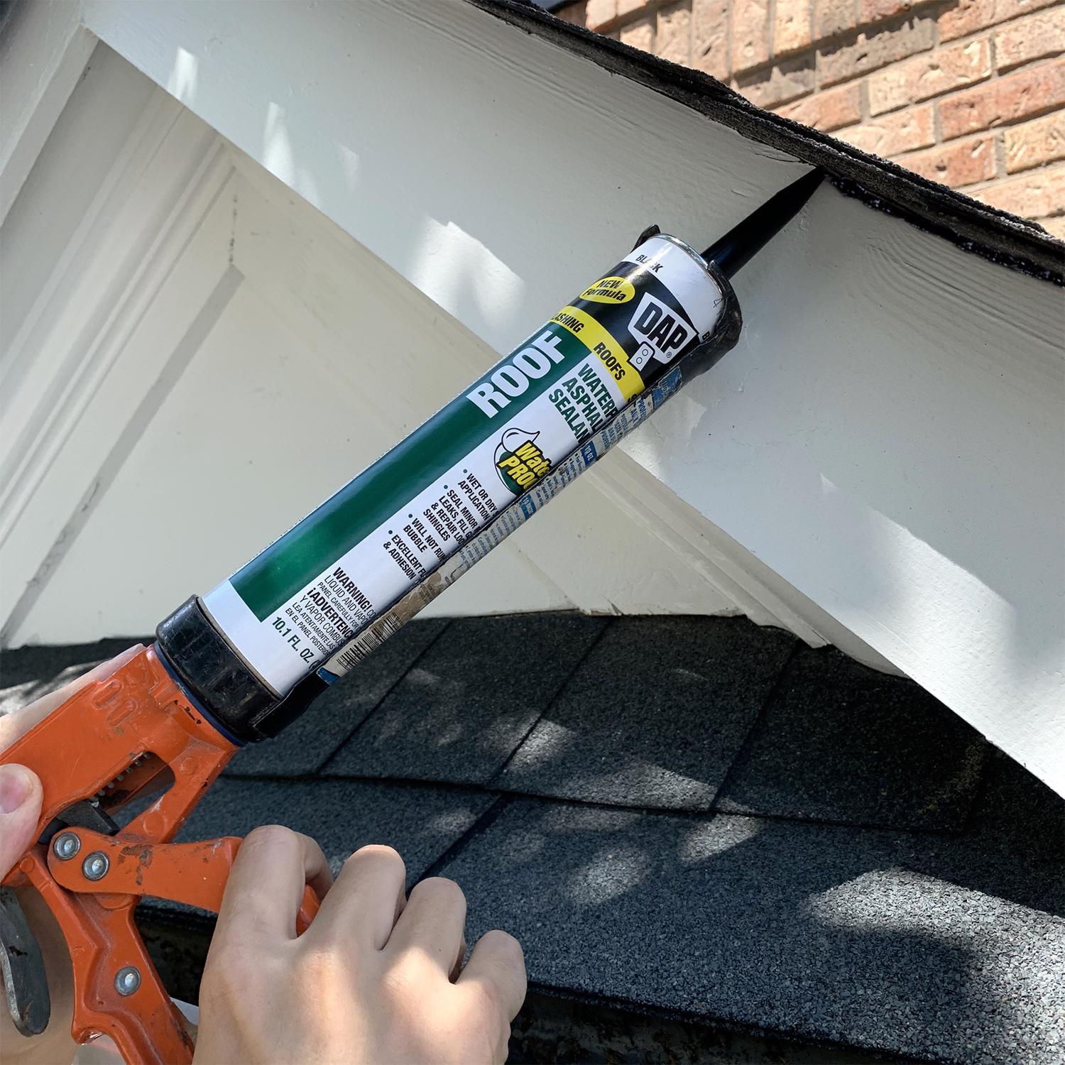 DAP Low Luster Black Asphalt Roof Sealant 10.1 oz