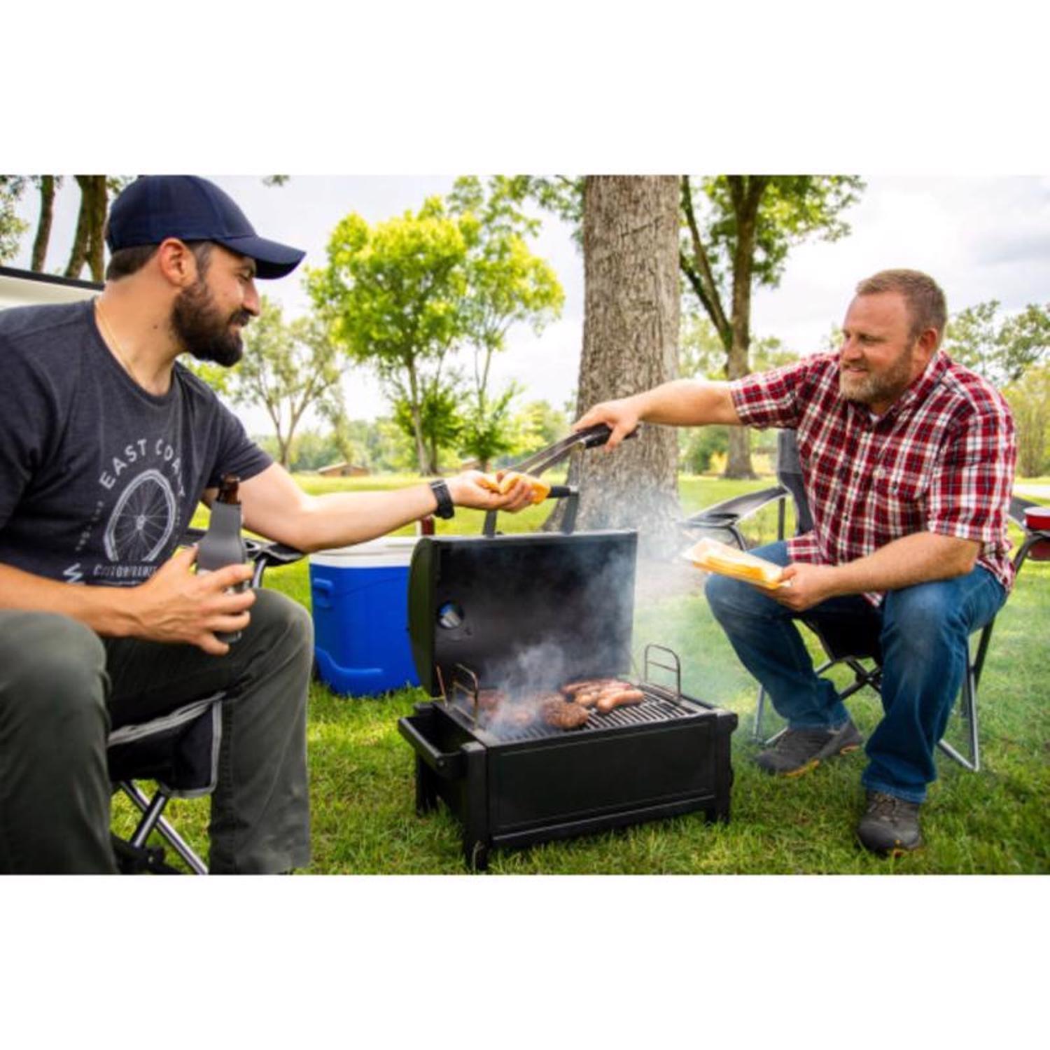 Oklahoma Joe's 17 in. Charcoal Grill Black