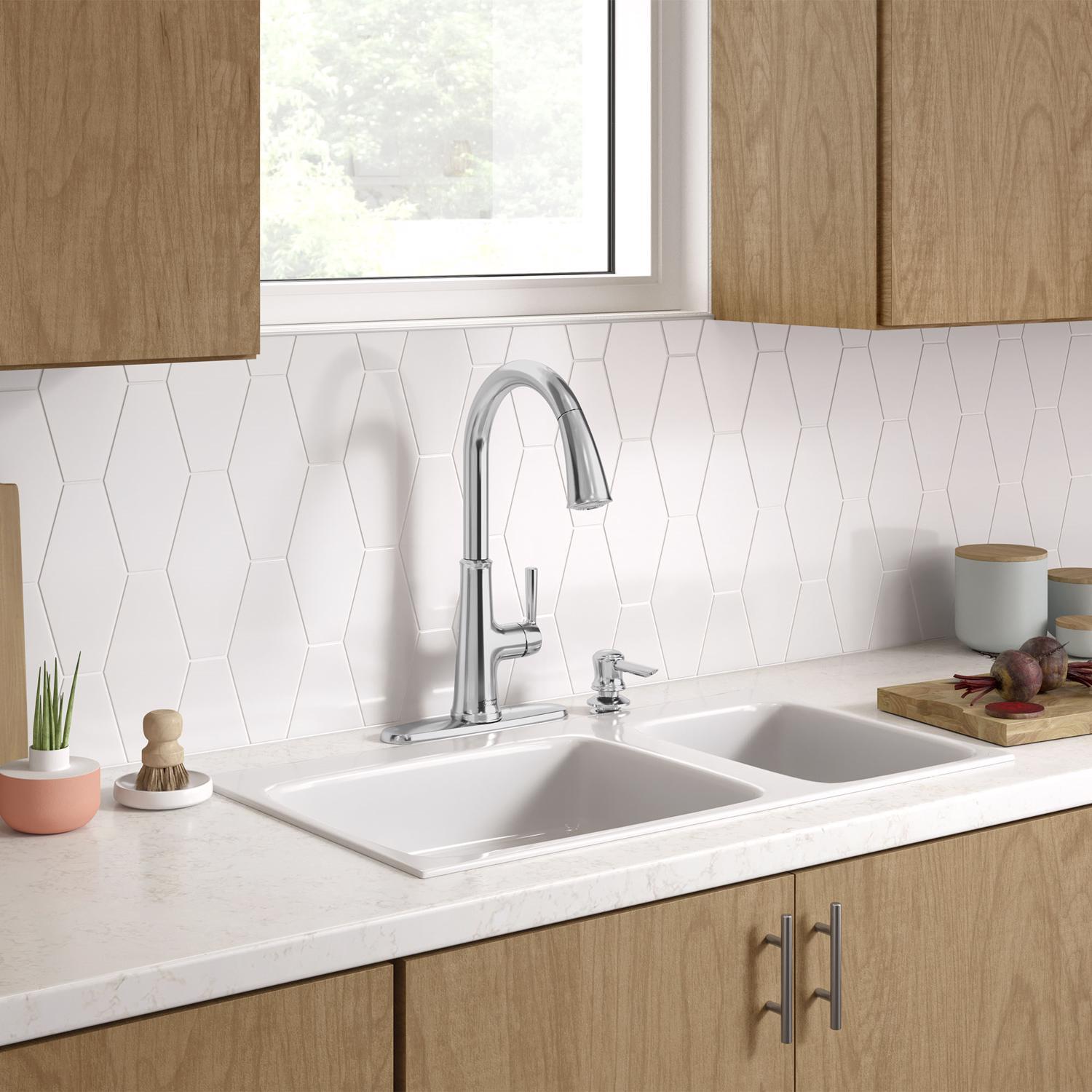 American Standard Maven One Handle Chrome Pull-Down Kitchen Faucet