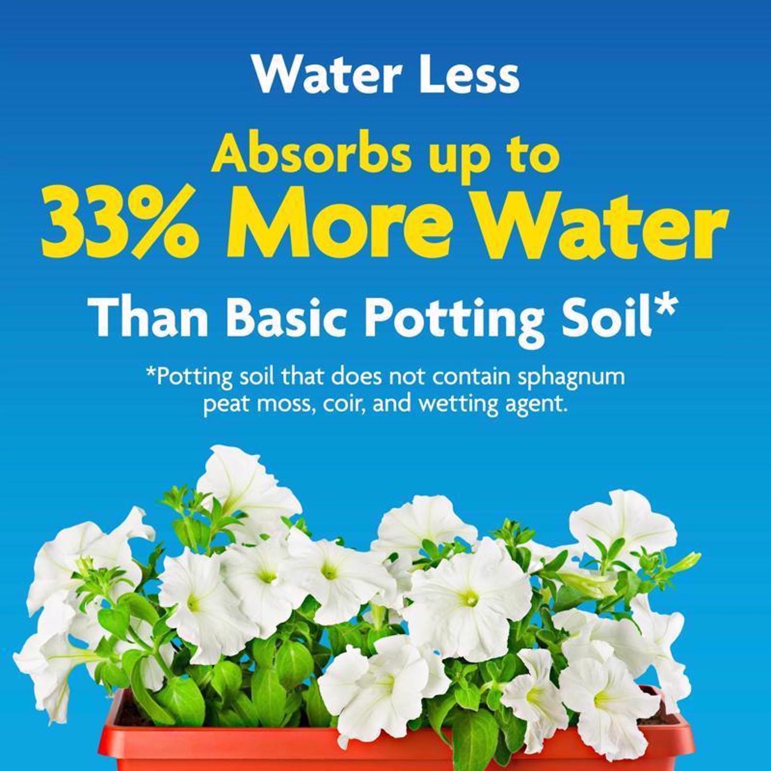 Miracle-Gro Moisture Control Flower and Plant Potting Mix 16 qt