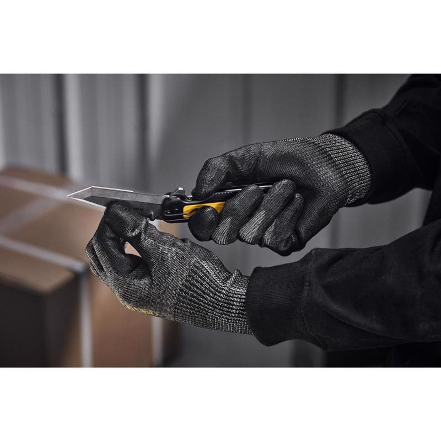 DeWalt Tanto Black/Yellow Stainless Steel > 6 in. Pocket Knife