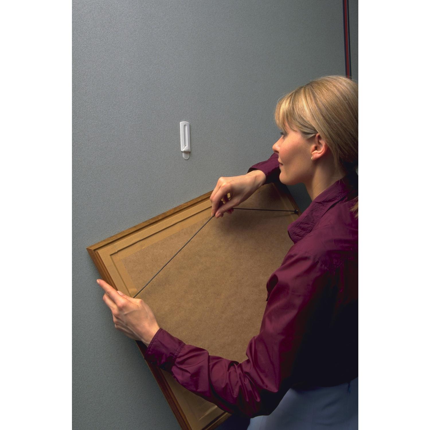 3M Command White Wire-Backed Picture Hanger 5 lb 1 pk