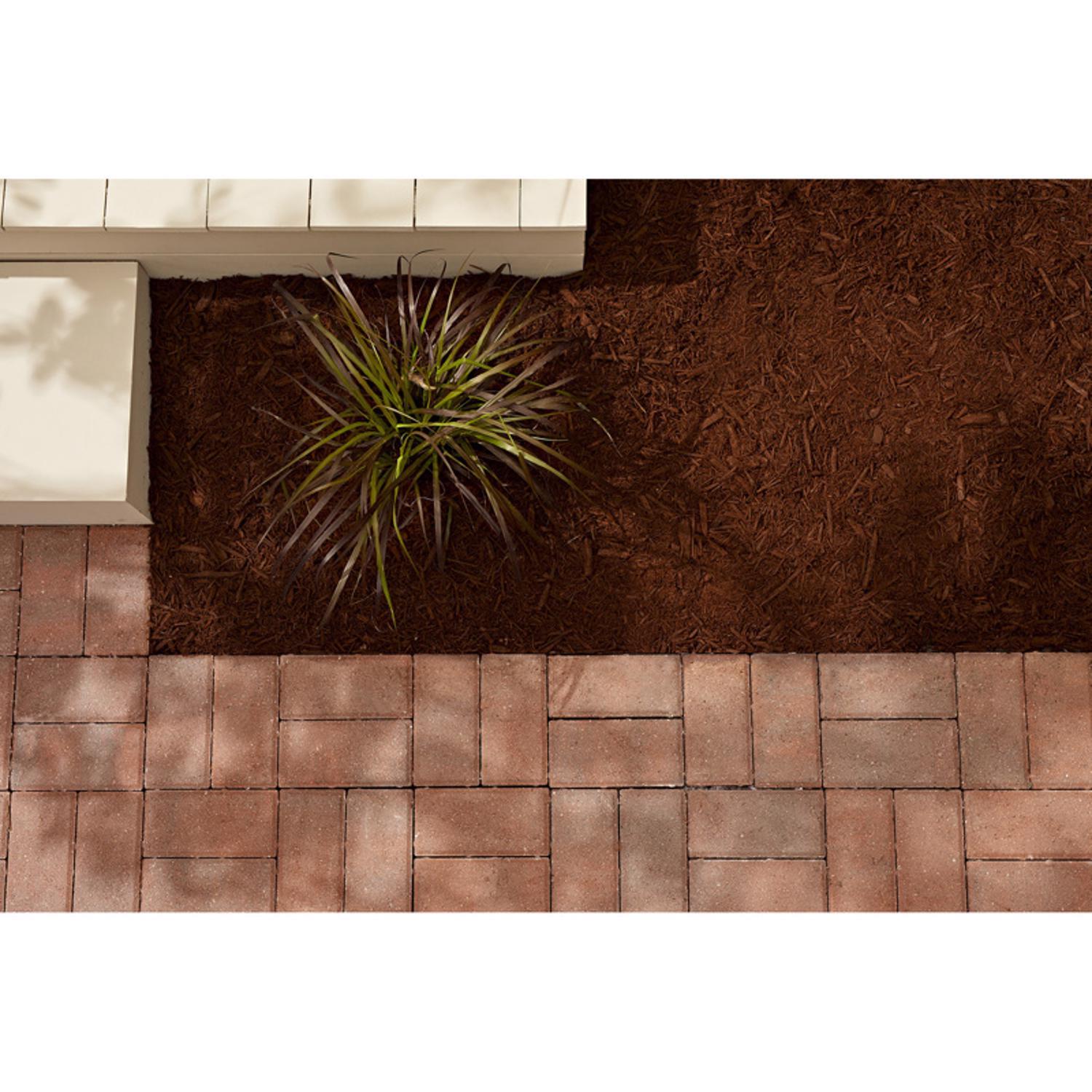 Scotts  Nature Scapes 2 cu. ft. Red Bark Color Enhanced Mulch