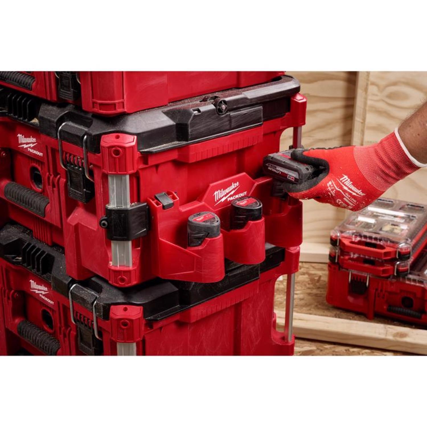 Milwaukee PACKOUT Tool Box Attachment M12 Battery Rack Black/Red