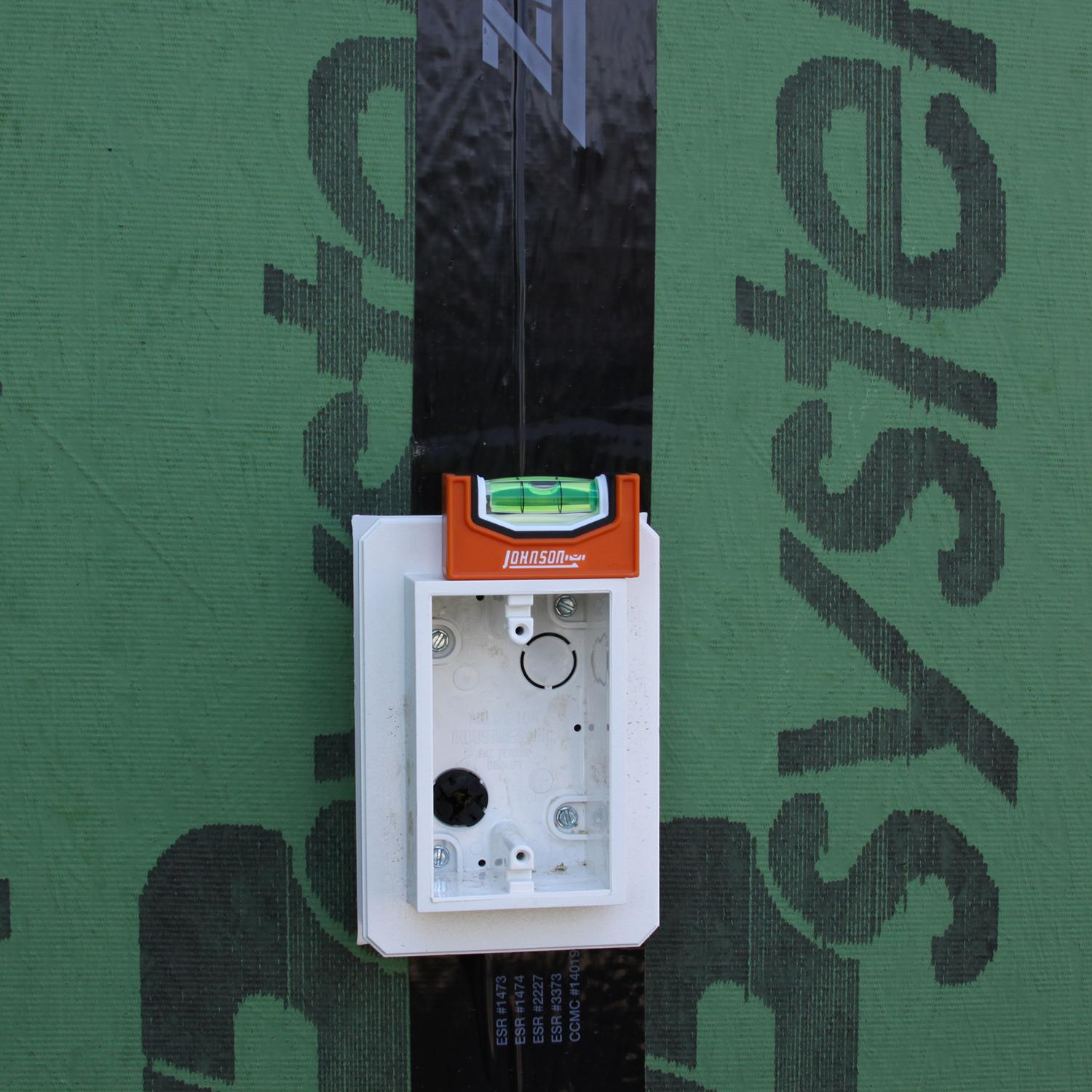 Johnson Magnetic Pocket Level 1 vial