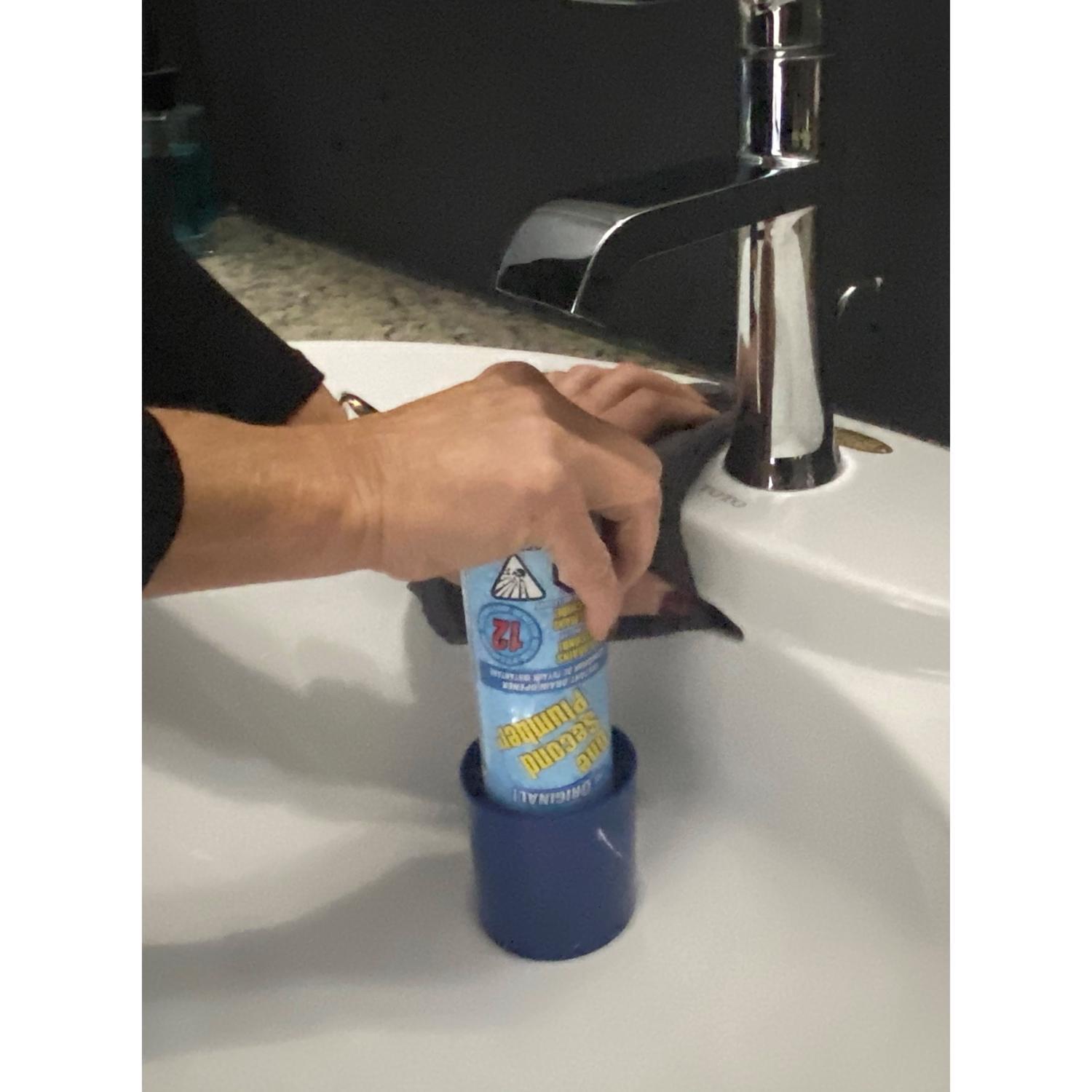 One Second Plumber Compressed Gas Drain Opener Kit 5.3 oz