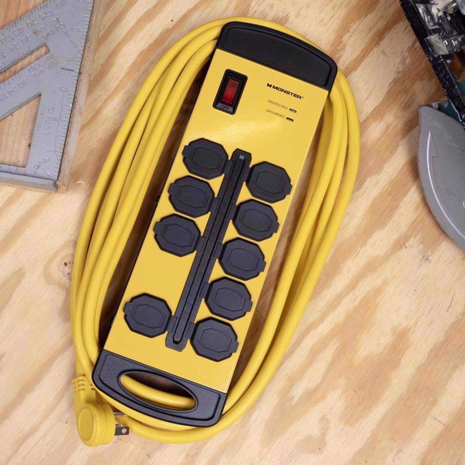 Monster Just Power it Up 15 ft. L 8 outlets Surge Protector w/USB Yellow 1080 J