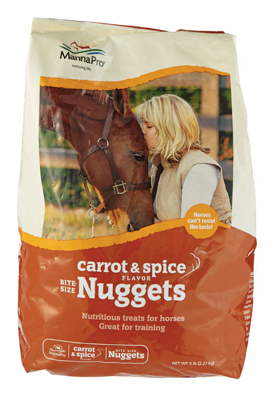 Manna Pro 4 lb. Bite Size Carrot Spice Nuggets For Horse