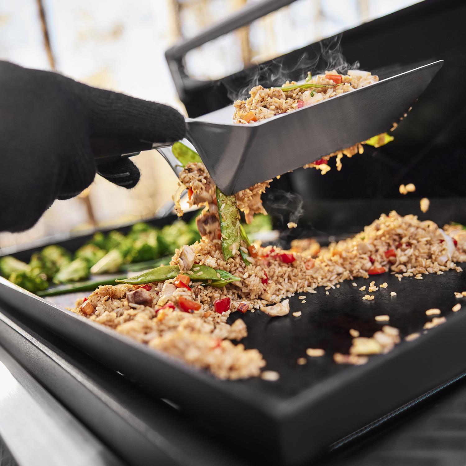 Weber Slate 30" Rust-Resistant 3 Burner Liquid Propane Digital Thermometer Outdoor Griddle Black 30 IN ACE EXCLUSIVE