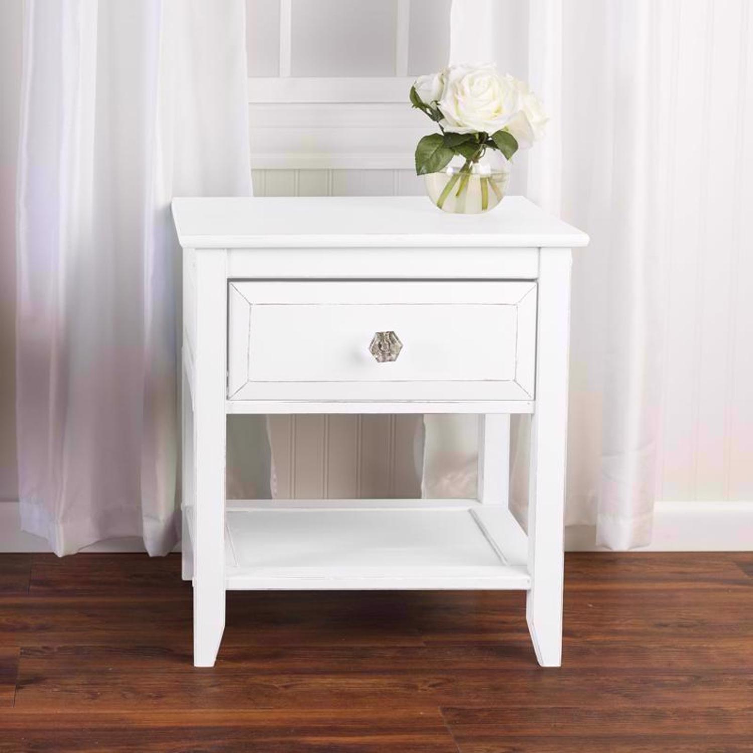 Rust-Oleum Chalked Ultra Matte Linen White Water-Based Acrylic Chalk Paint 30 oz