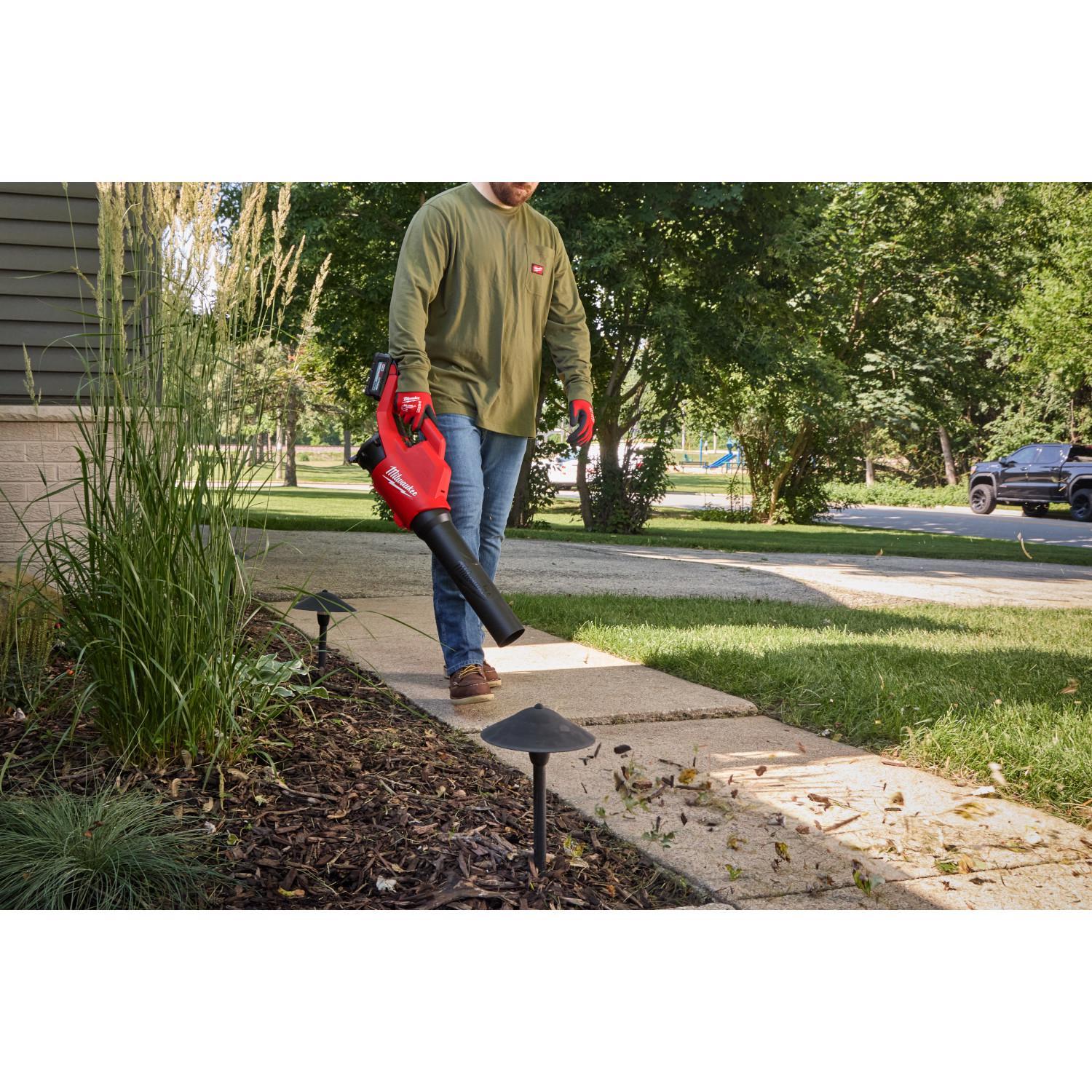 Milwaukee M18 120 mph 450 CFM Battery Handheld Compact Leaf Blower