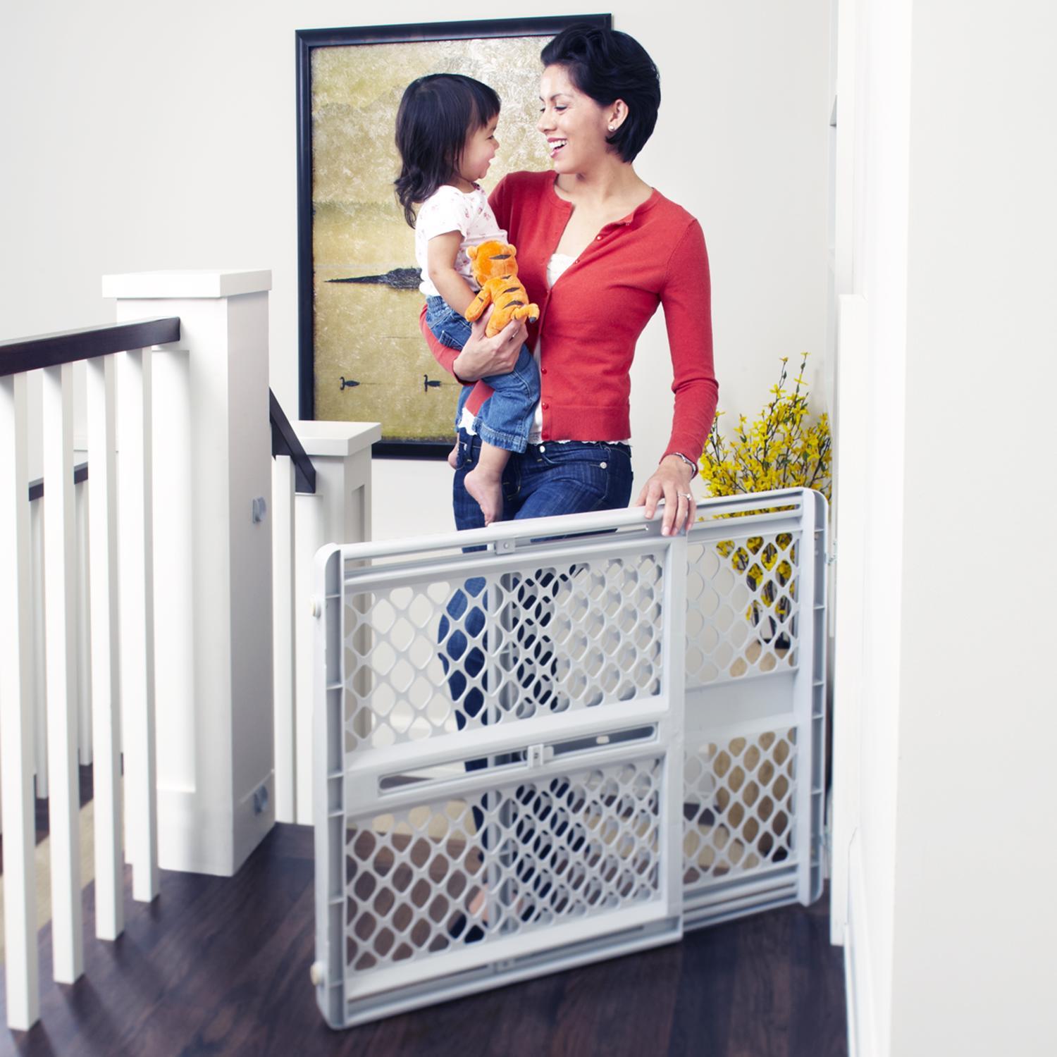 North States Gray 26 in. H X 26-42 in. W Plastic Child Safety Gate