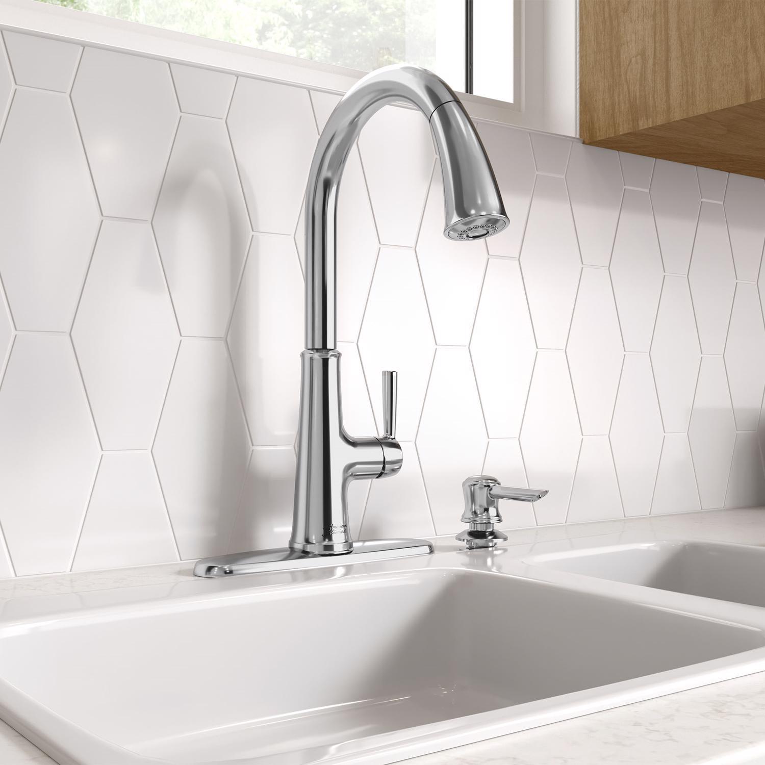 American Standard Maven One Handle Chrome Pull-Down Kitchen Faucet