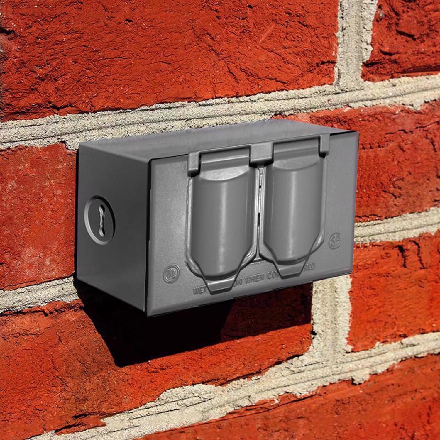 Sigma Engineered Solutions Rectangle Metal 1 gang 2.83 in. H X 4.57 in. W Horizontal Duplex Cover