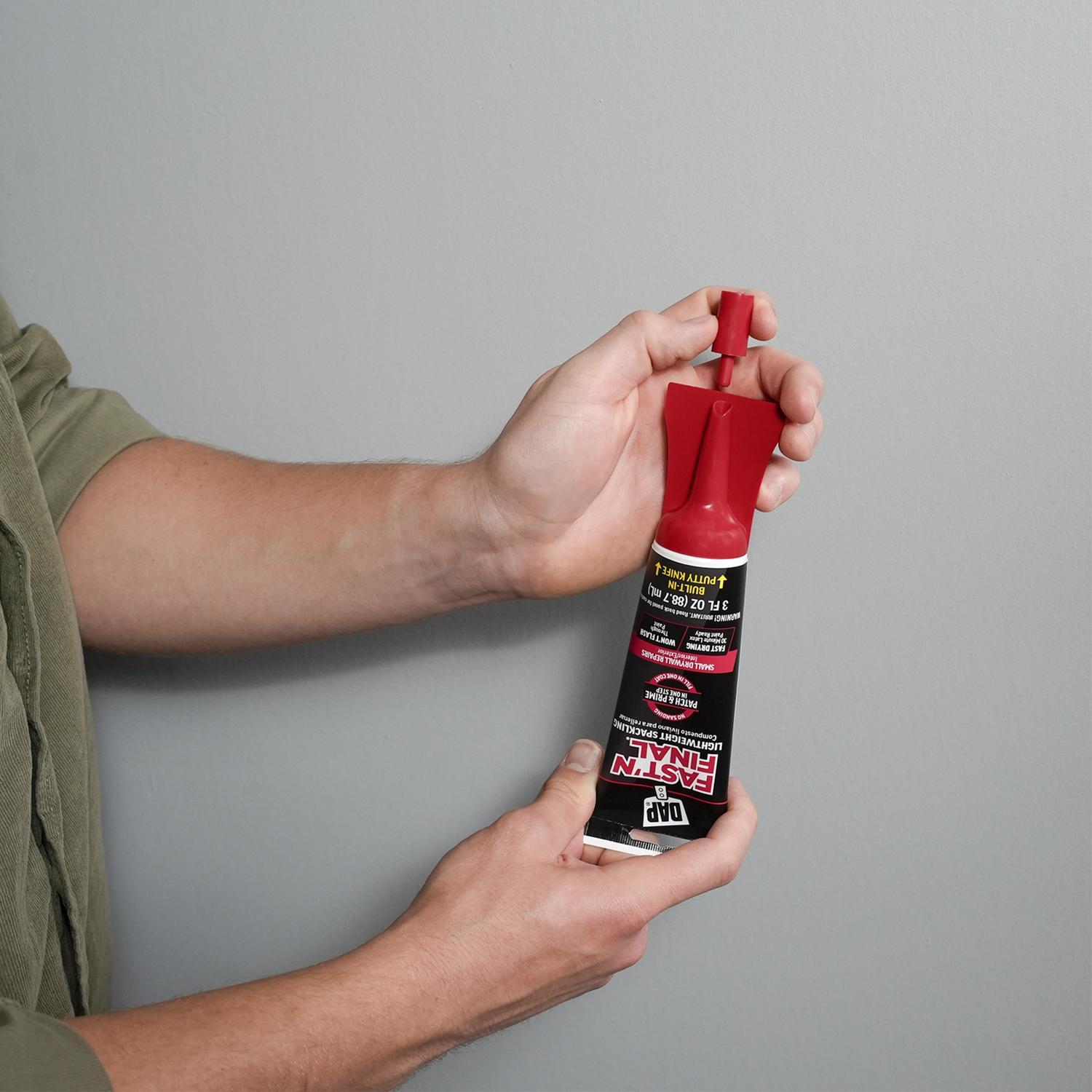 DAP Fast 'N Final Ready to Use Off-White Lightweight Spackling Compound 3 oz