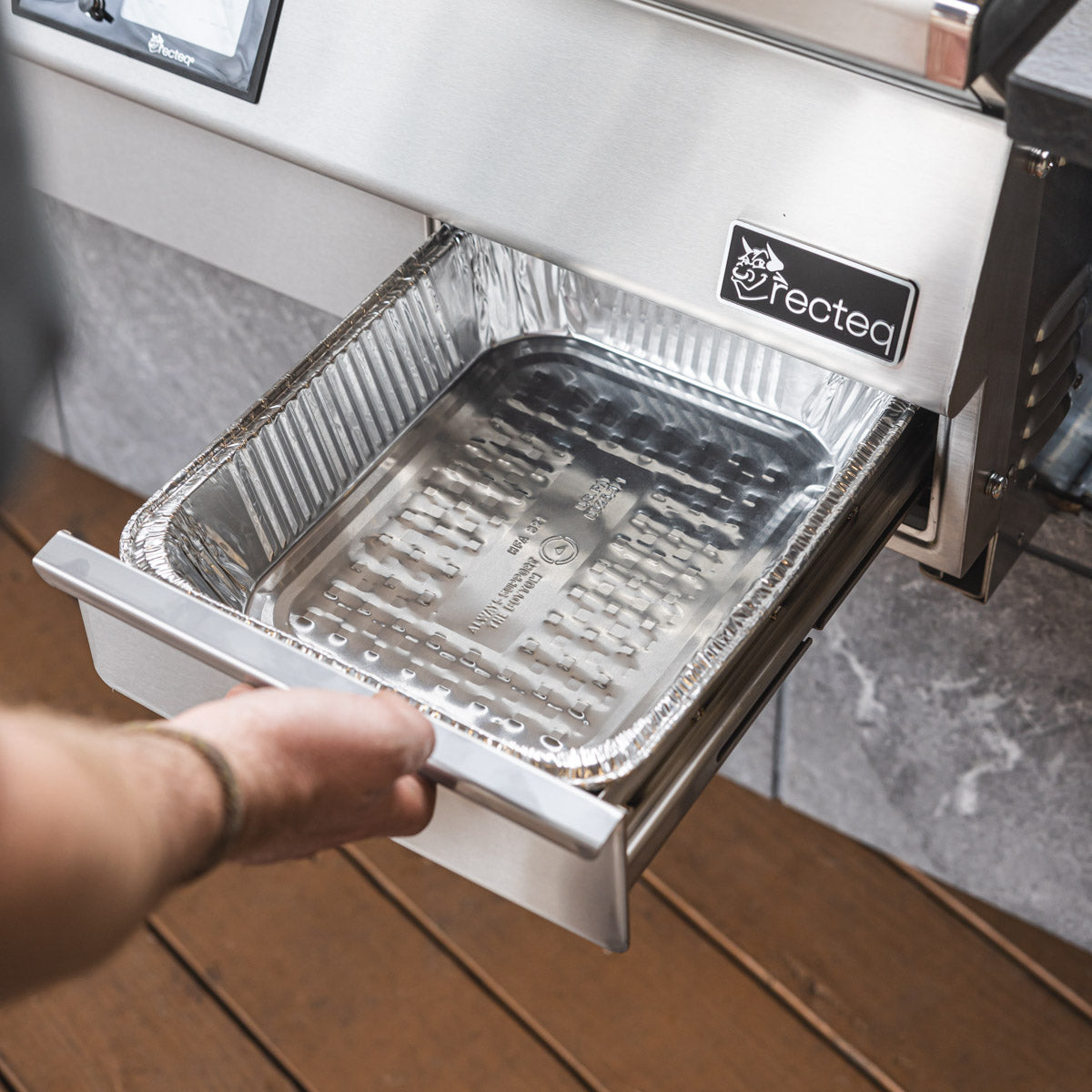Recteq E-Series Built-In 1300 Wood Pellet Grill
