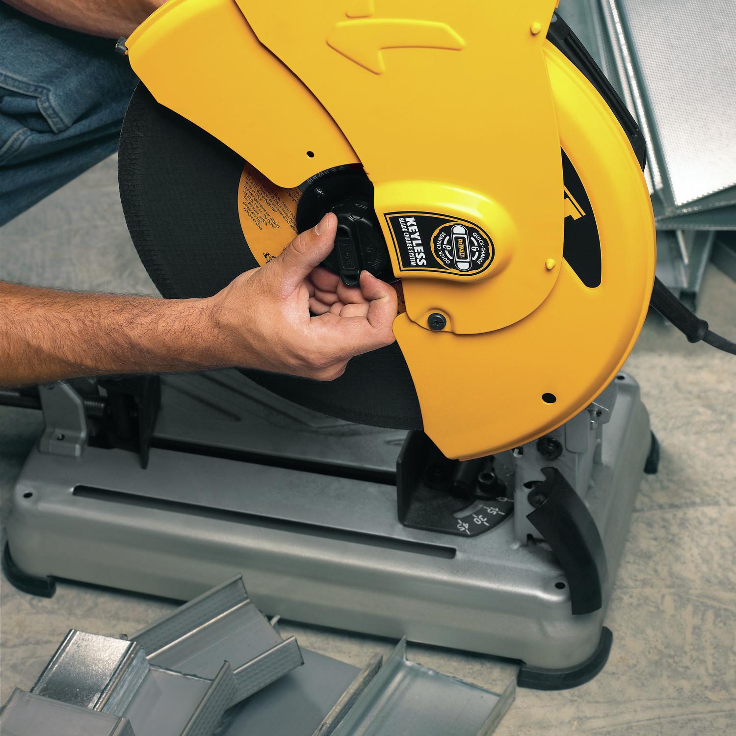 DeWalt 15 amps Corded 14 in. Chop Saw