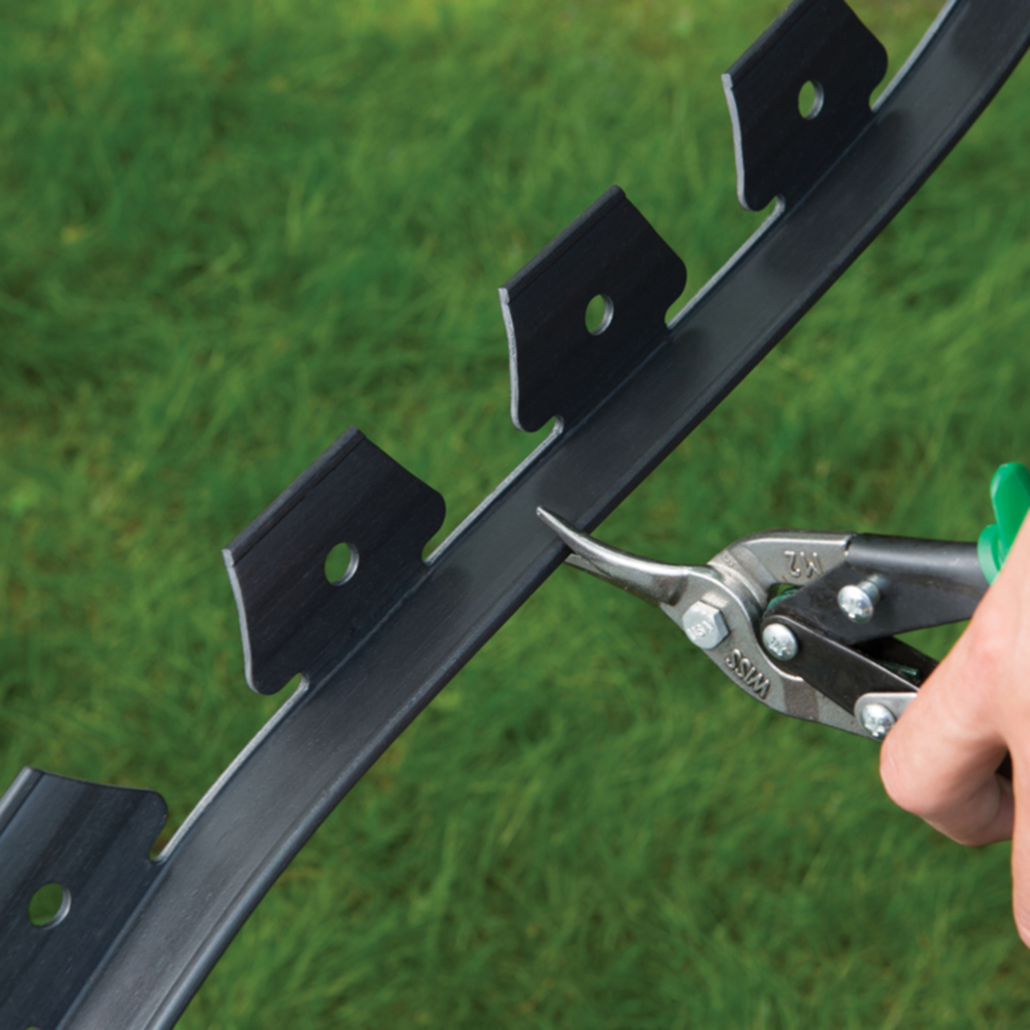 EasyFlex 20 ft. L Plastic Black Landscape Edging Kit